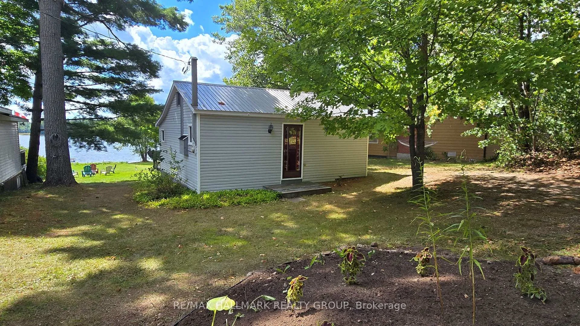 Photo 10 of 8A Barron Lane, McNab/Braeside, Mcnab/Braeside Twps — HOMEH