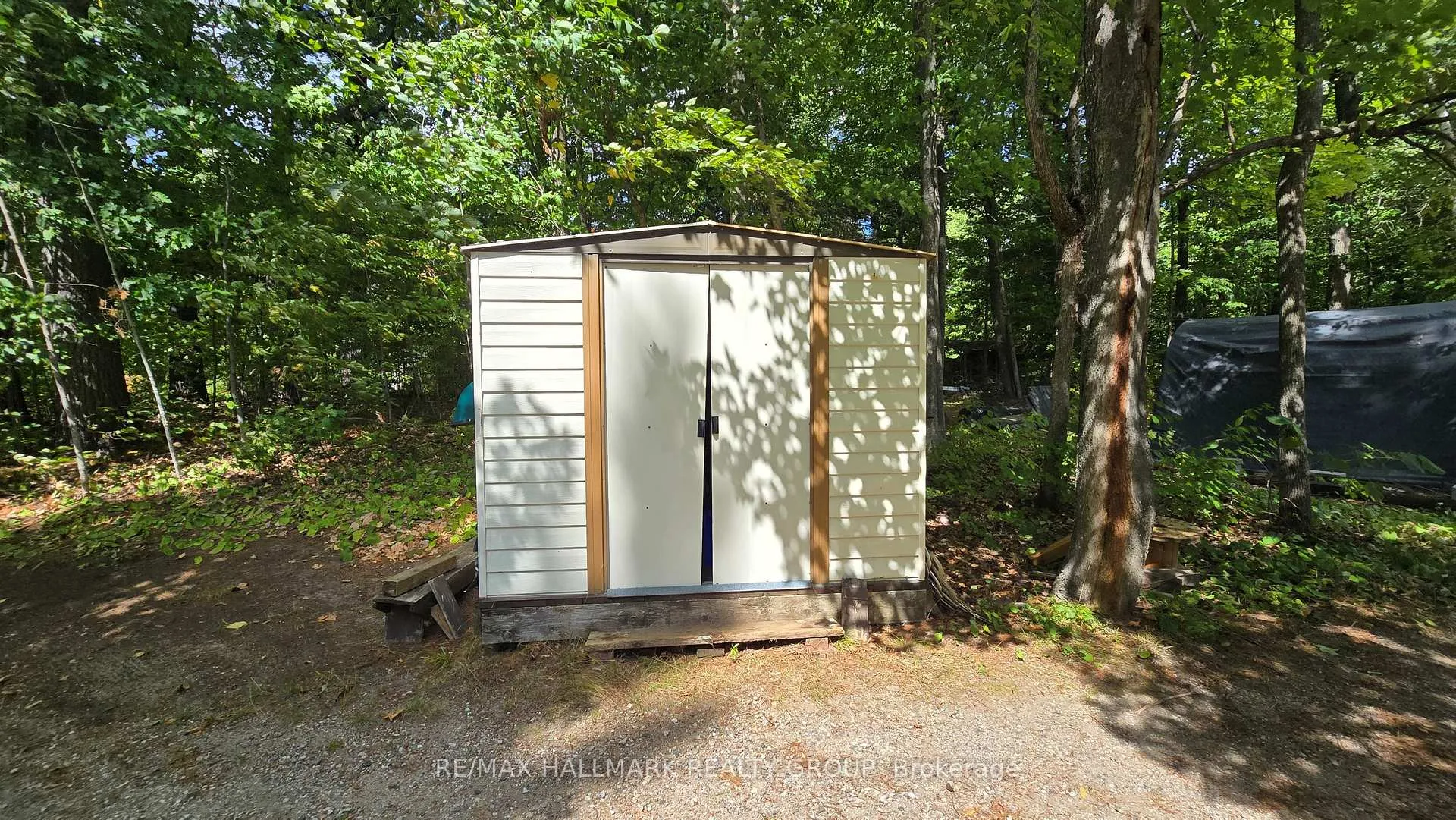 Photo 13 of 8A Barron Lane, McNab/Braeside, Mcnab/Braeside Twps — HOMEH