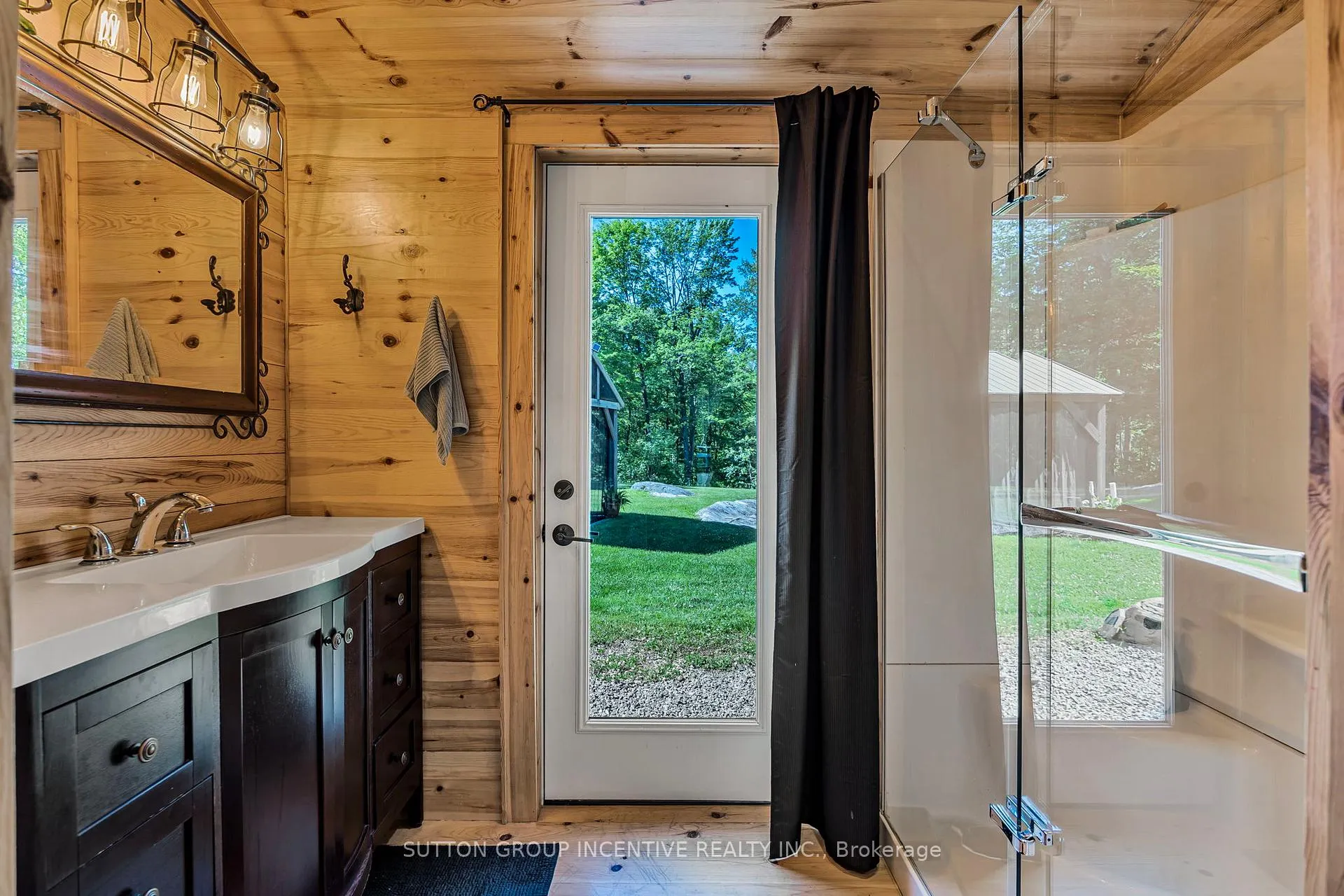 Photo 19 of 1559 118 Highway E, Bracebridge, Draper — HOMEH