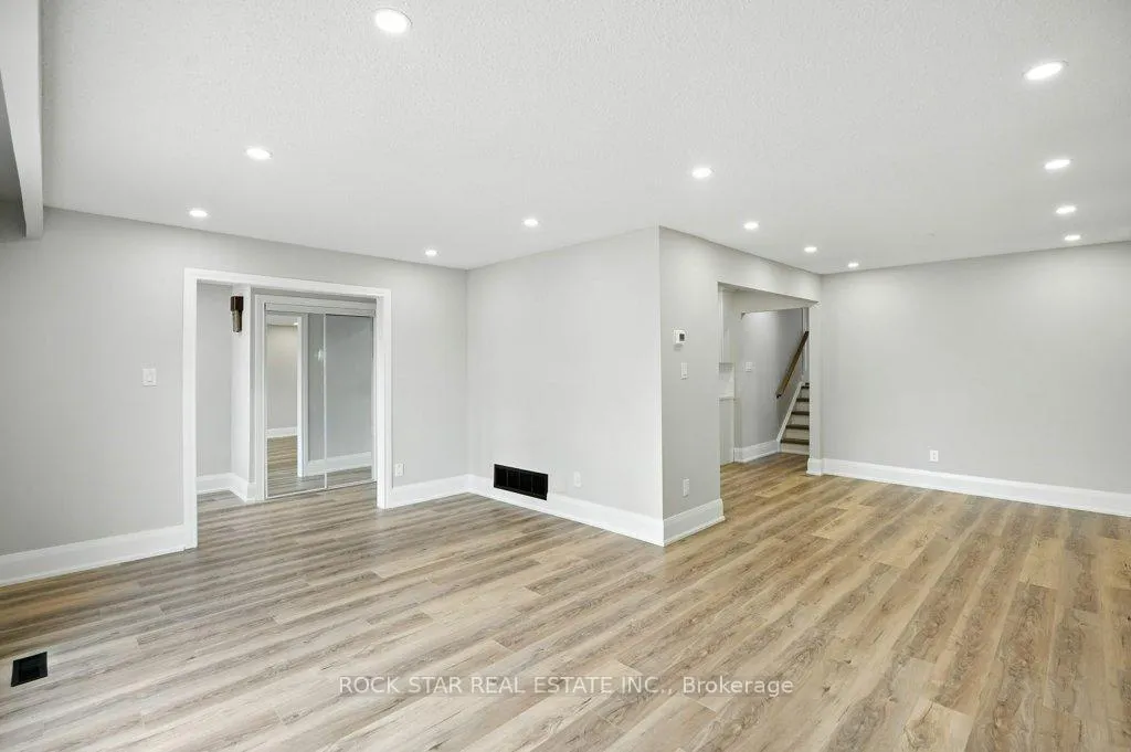 Photo 6 of 56 Abeles Avenue, Brant, Paris — HOMEH