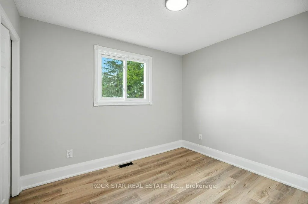 Photo 23 of 56 Abeles Avenue, Brant, Paris — HOMEH