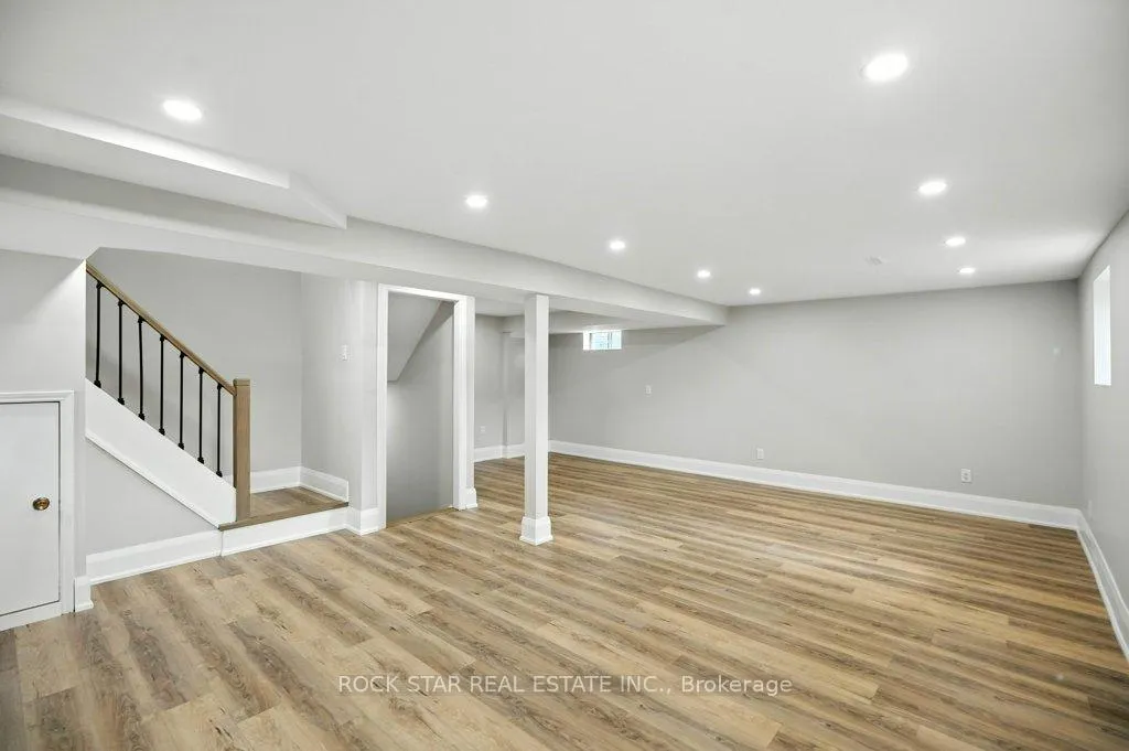 Photo 29 of 56 Abeles Avenue, Brant, Paris — HOMEH