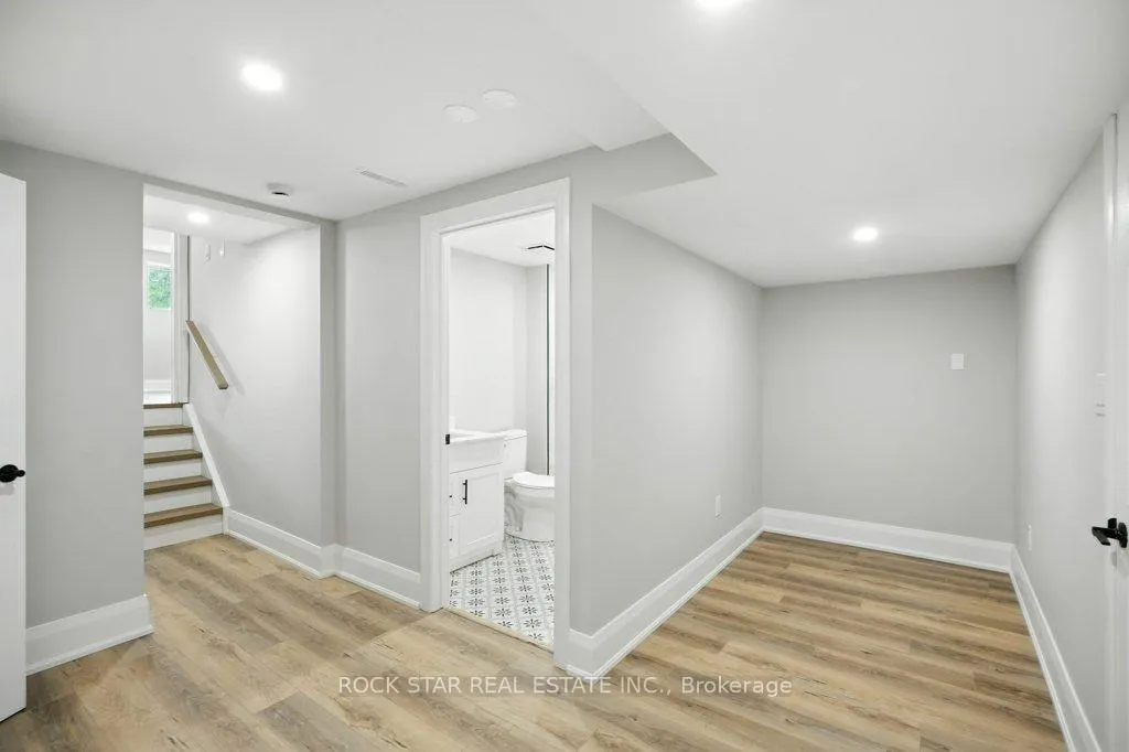 Photo 33 of 56 Abeles Avenue, Brant, Paris — HOMEH