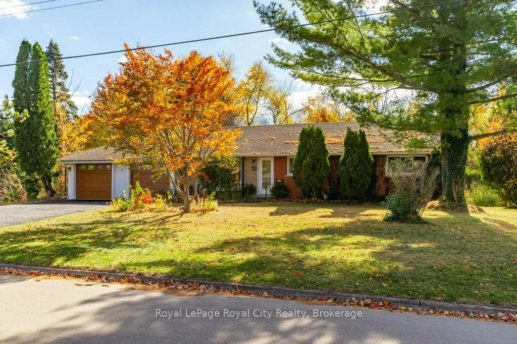 Photo 3 of 19 Promenade Road, Guelph/Eramosa, Rural Guelph/Eramosa East — HOMEH
