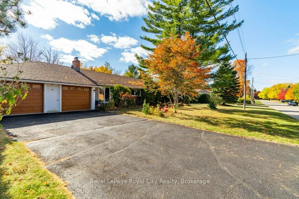 Photo 4 of 19 Promenade Road, Guelph/Eramosa, Rural Guelph/Eramosa East — HOMEH