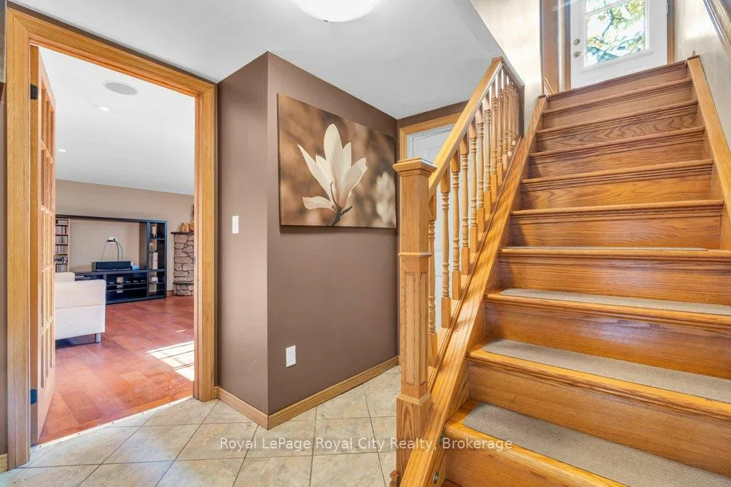 Photo 24 of 19 Promenade Road, Guelph/Eramosa, Rural Guelph/Eramosa East — HOMEH