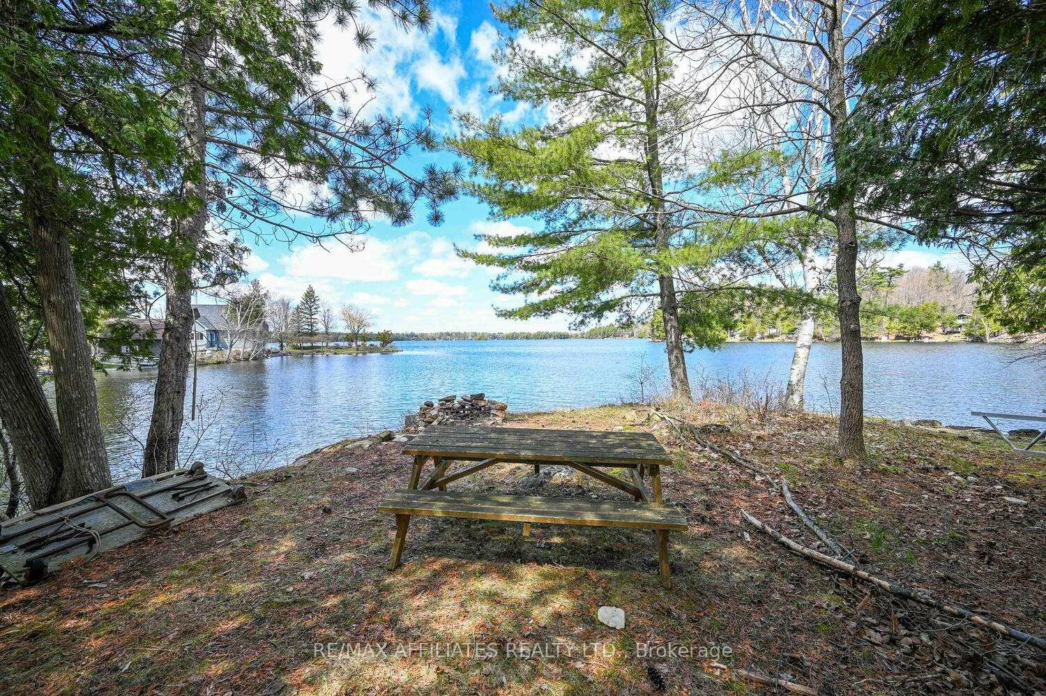 Photo 2 of 730 Dunc's Point Road, Tay Valley, Bathurst/Burgess & Sherbrooke (North Burgess) Twp — HOMEH