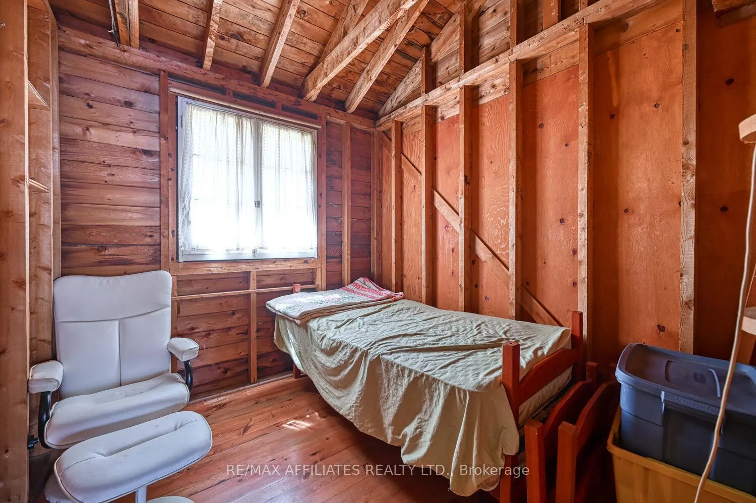 Photo 12 of 730 Dunc's Point Road, Tay Valley, Bathurst/Burgess & Sherbrooke (North Burgess) Twp — HOMEH
