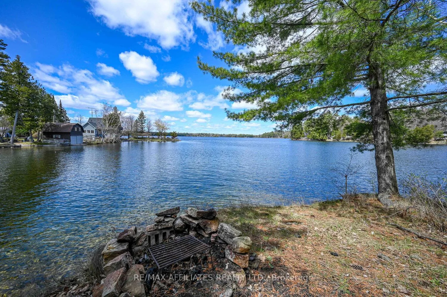 Photo 17 of 730 Dunc's Point Road, Tay Valley, Bathurst/Burgess & Sherbrooke (North Burgess) Twp — HOMEH