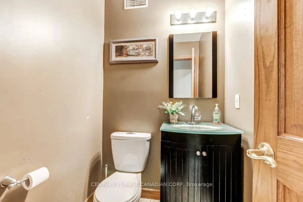 Photo 12 of 52 McKee Road, Chatham-Kent, Wallaceburg — HOMEH