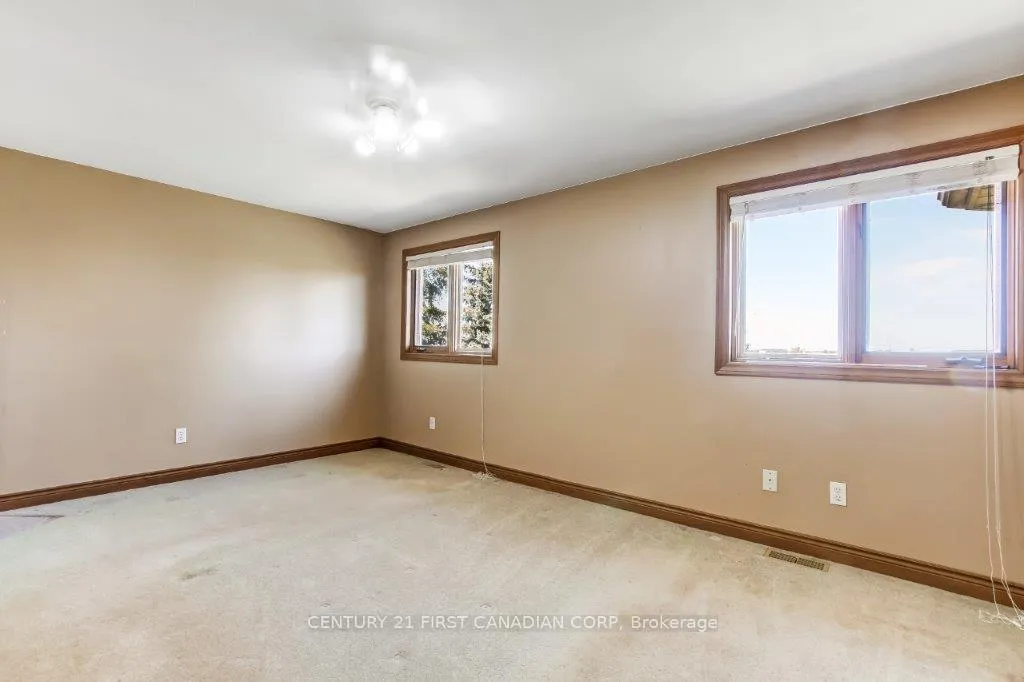 Photo 18 of 52 McKee Road, Chatham-Kent, Wallaceburg — HOMEH