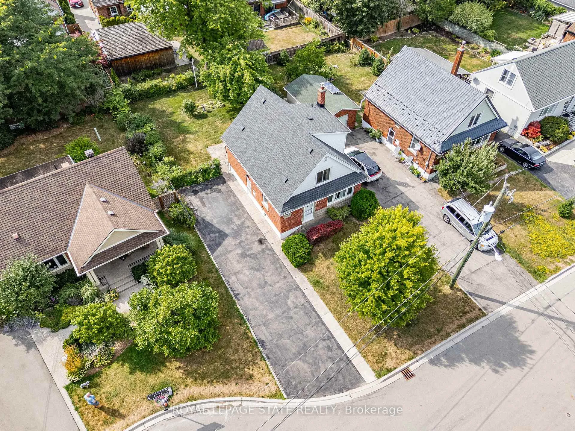 Photo 36 of 26 Marion Place, Hamilton, Stoney Creek — HOMEH