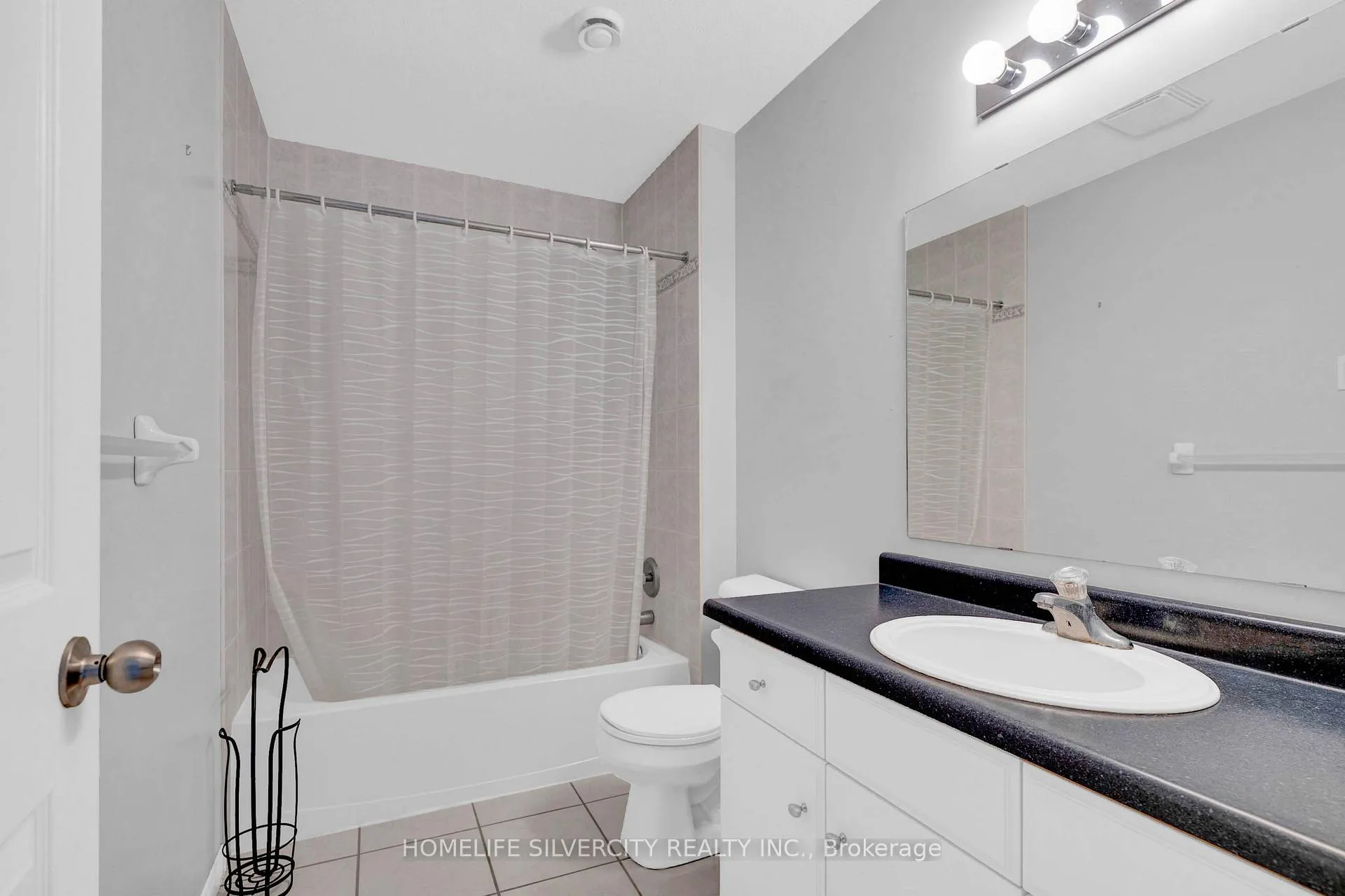 Photo 15 of 276 Watson Parkway N, Guelph, Grange Road — HOMEH