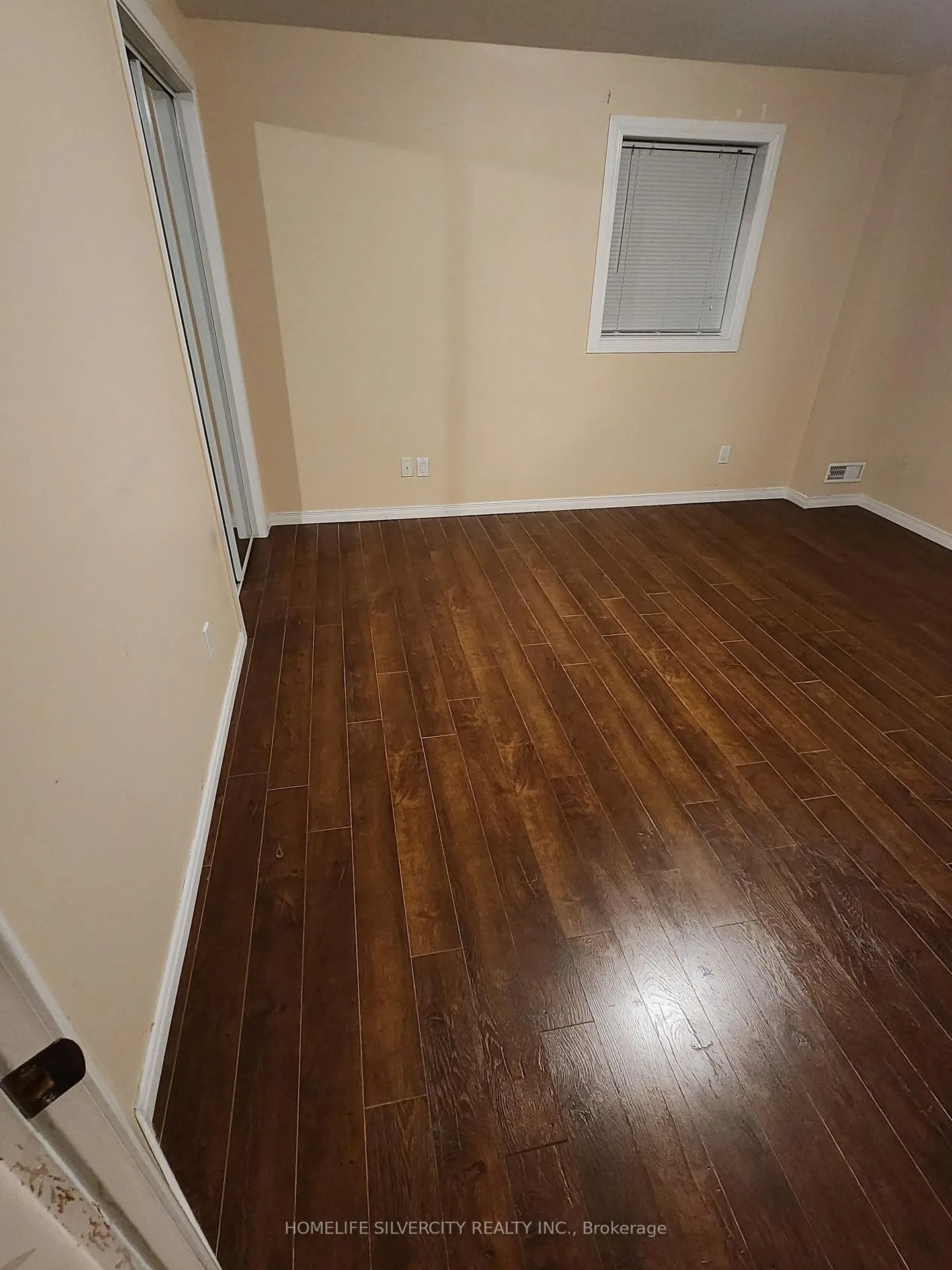 Photo 19 of 276 Watson Parkway N, Guelph, Grange Road — HOMEH