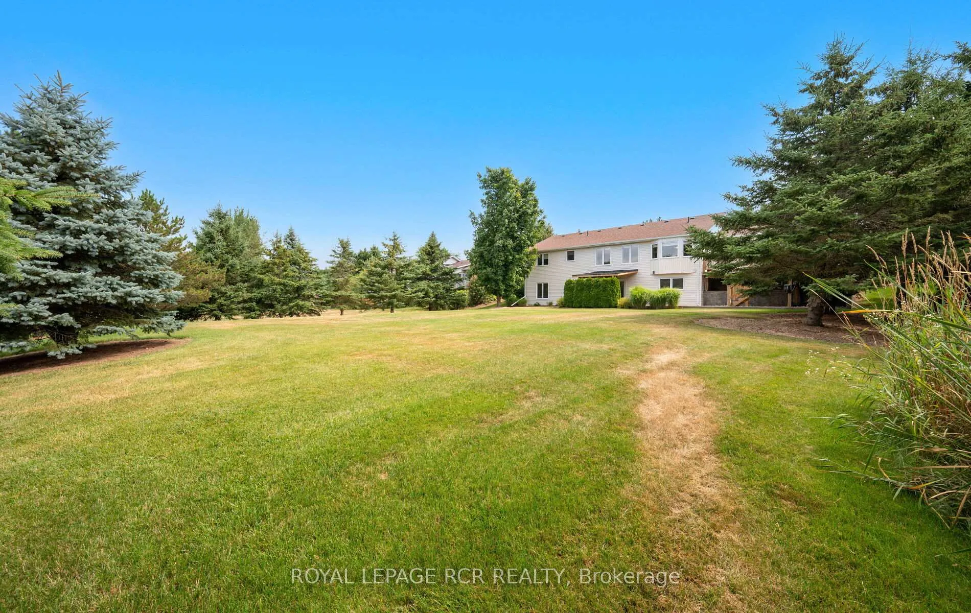 Photo 38 of 10 Peter Street, Amaranth, Rural Amaranth — HOMEH