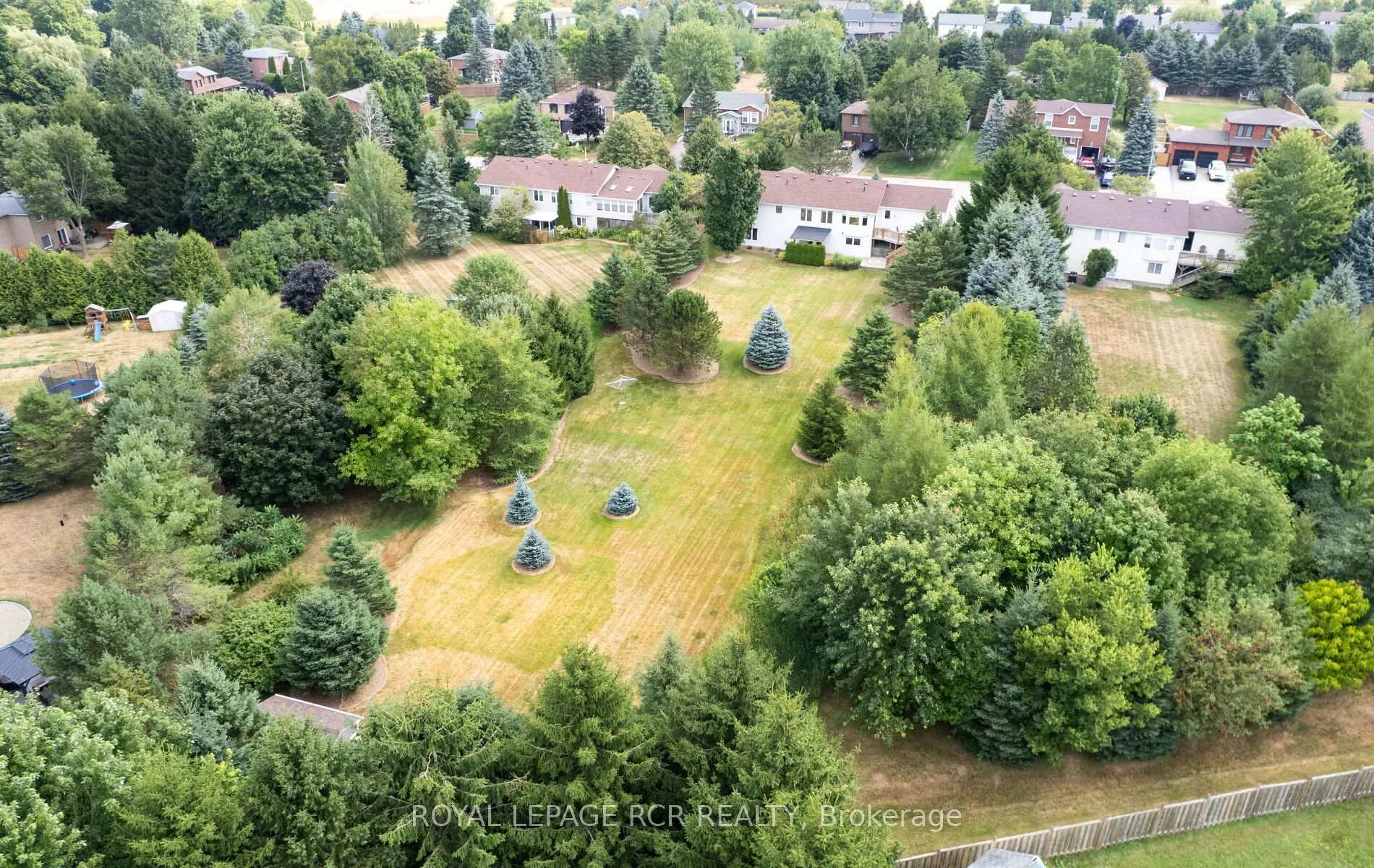 Photo 44 of 10 Peter Street, Amaranth, Rural Amaranth — HOMEH