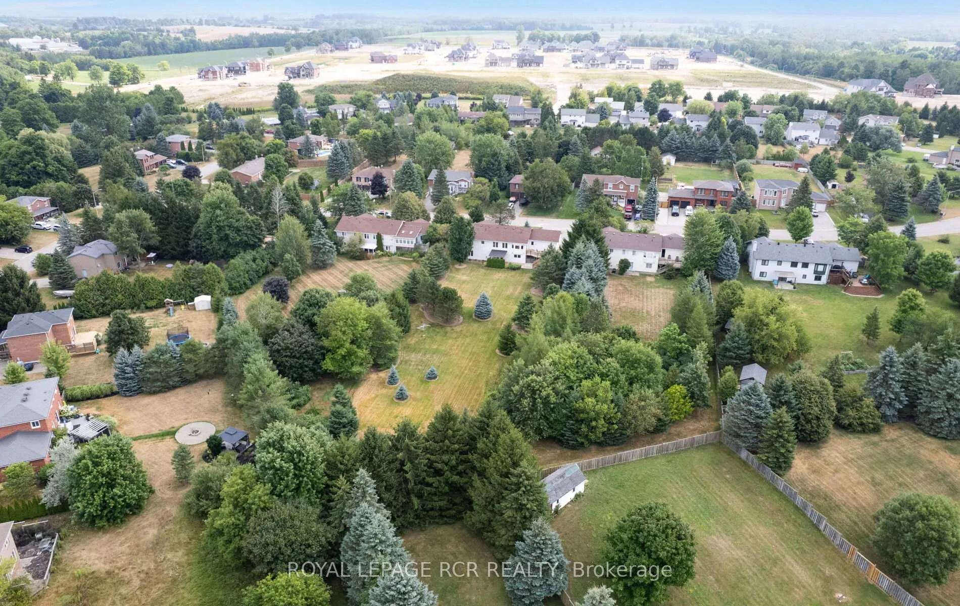 Photo 45 of 10 Peter Street, Amaranth, Rural Amaranth — HOMEH