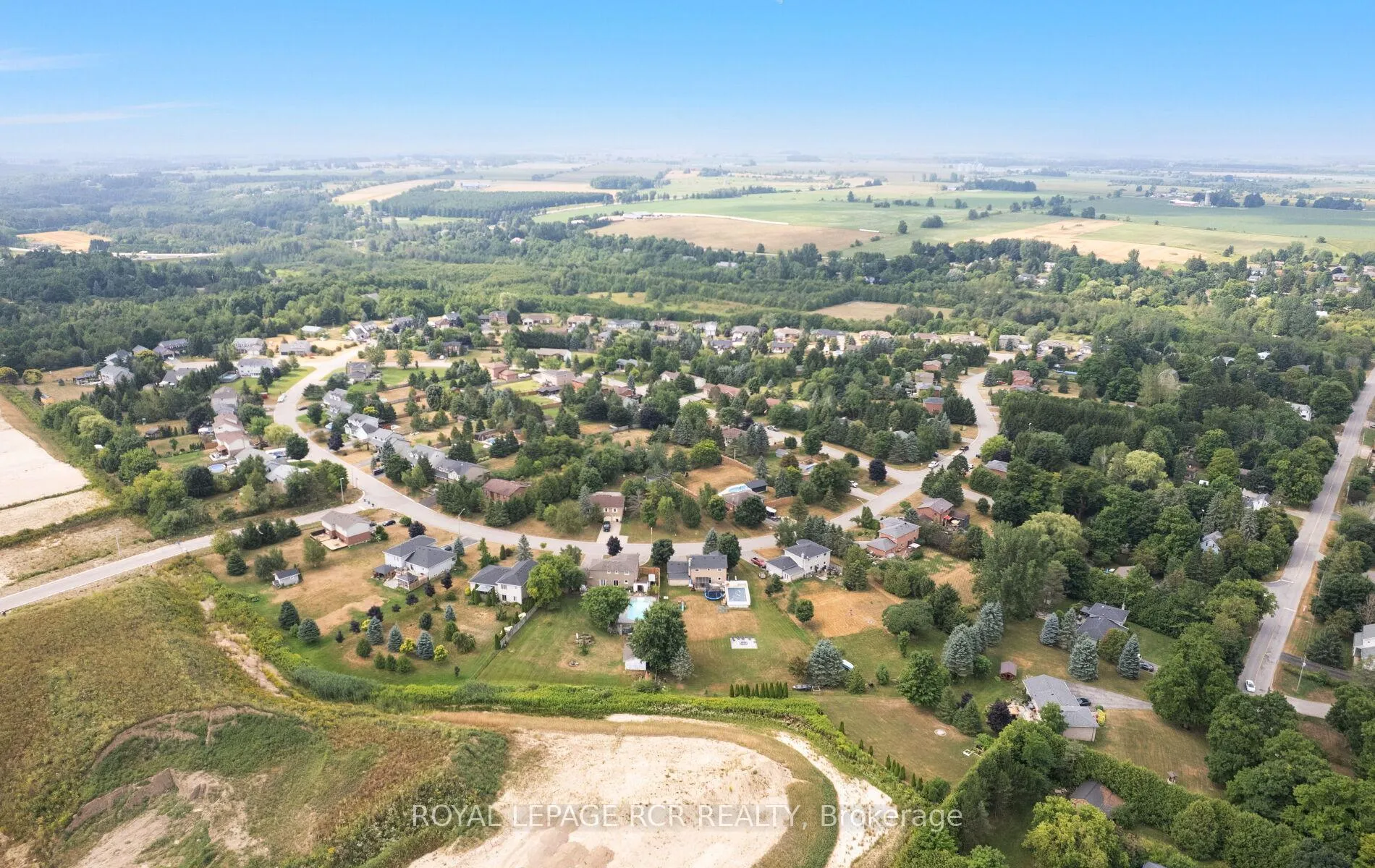Photo 47 of 10 Peter Street, Amaranth, Rural Amaranth — HOMEH