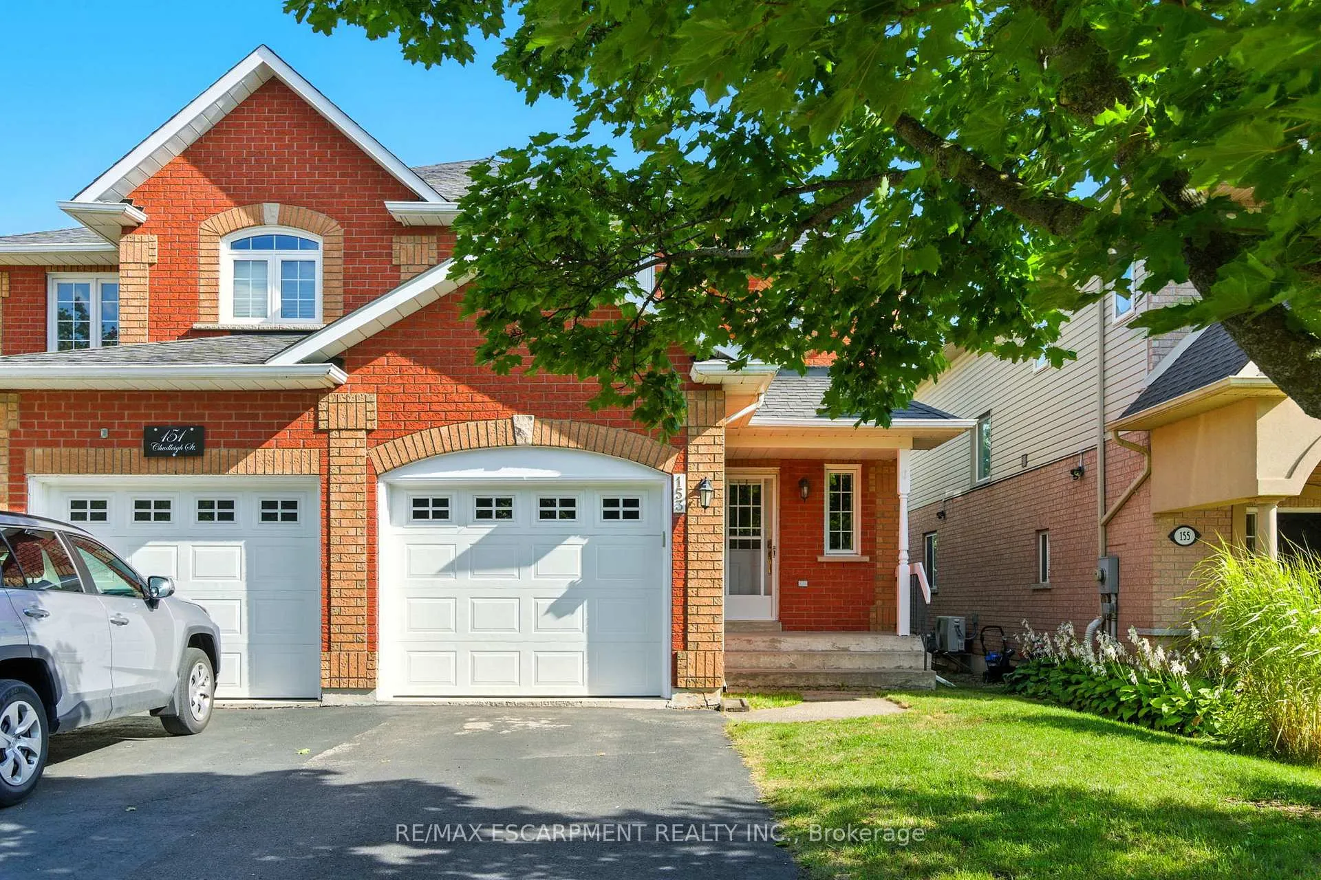 Photo 2 of 153 Chudleigh Street, Hamilton, Waterdown — HOMEH