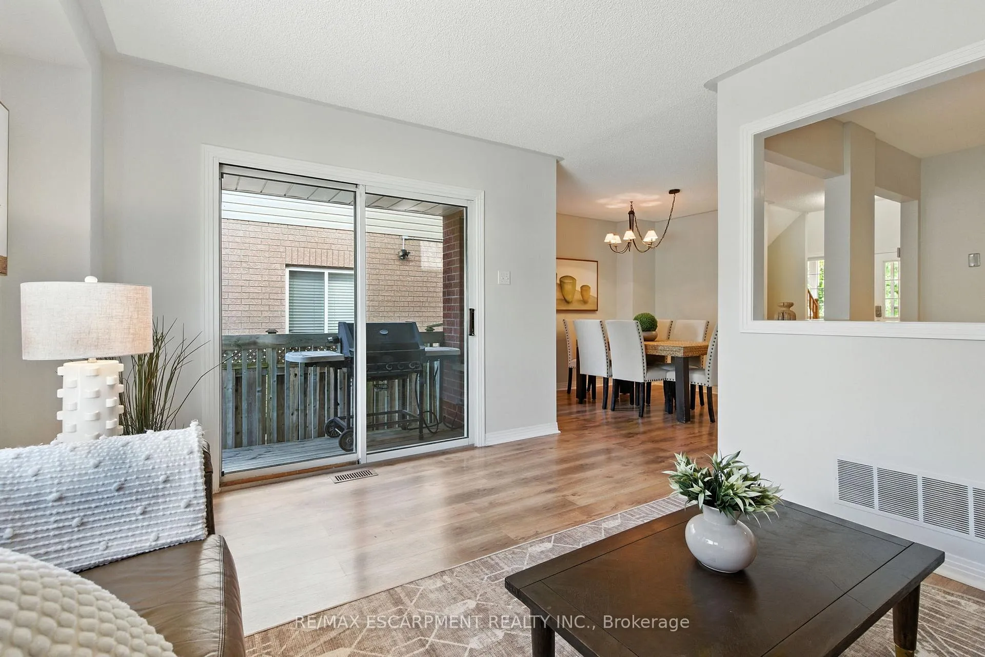 Photo 13 of 153 Chudleigh Street, Hamilton, Waterdown — HOMEH