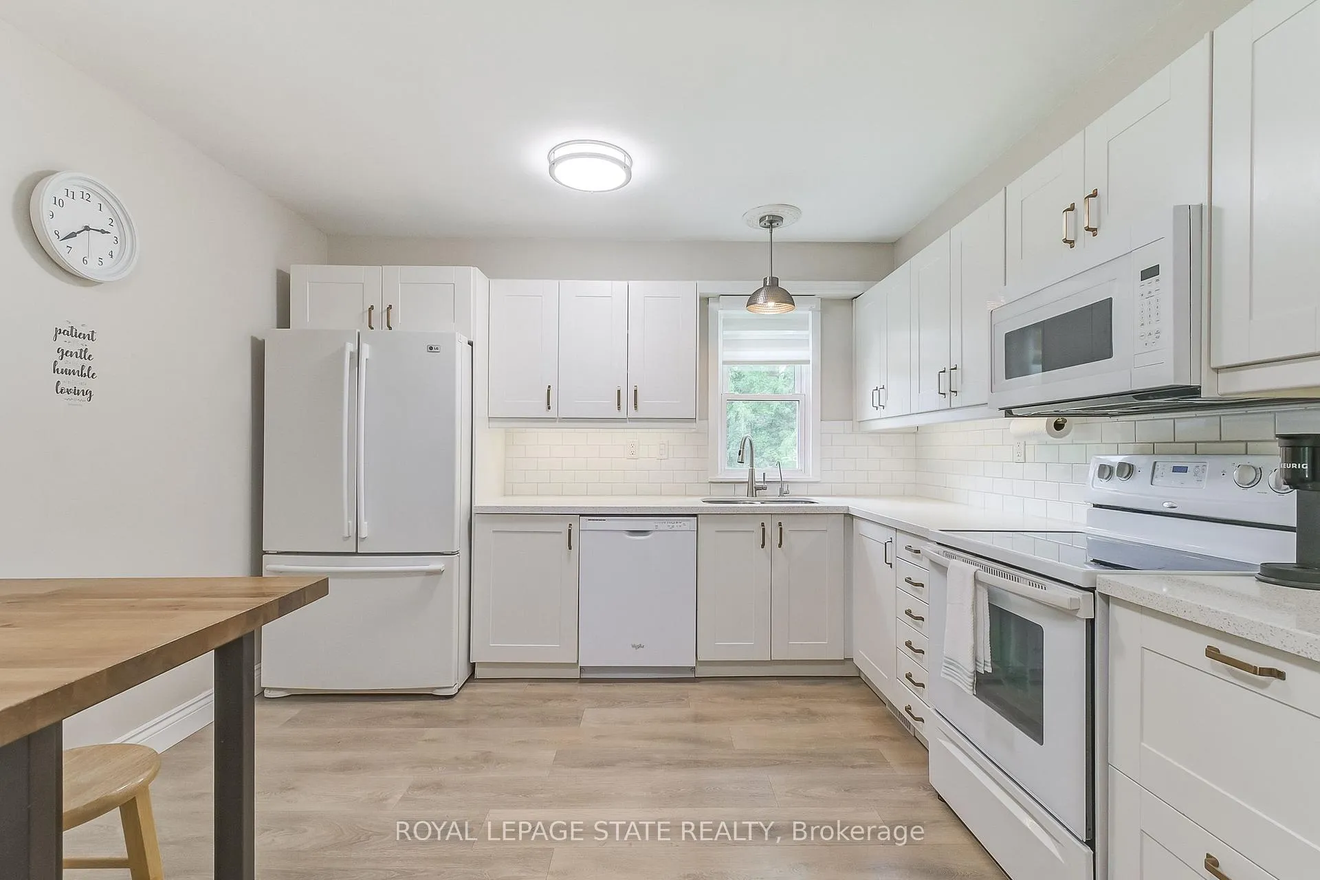 Photo 12 of 113 Lynden Road, Hamilton, Lynden — HOMEH