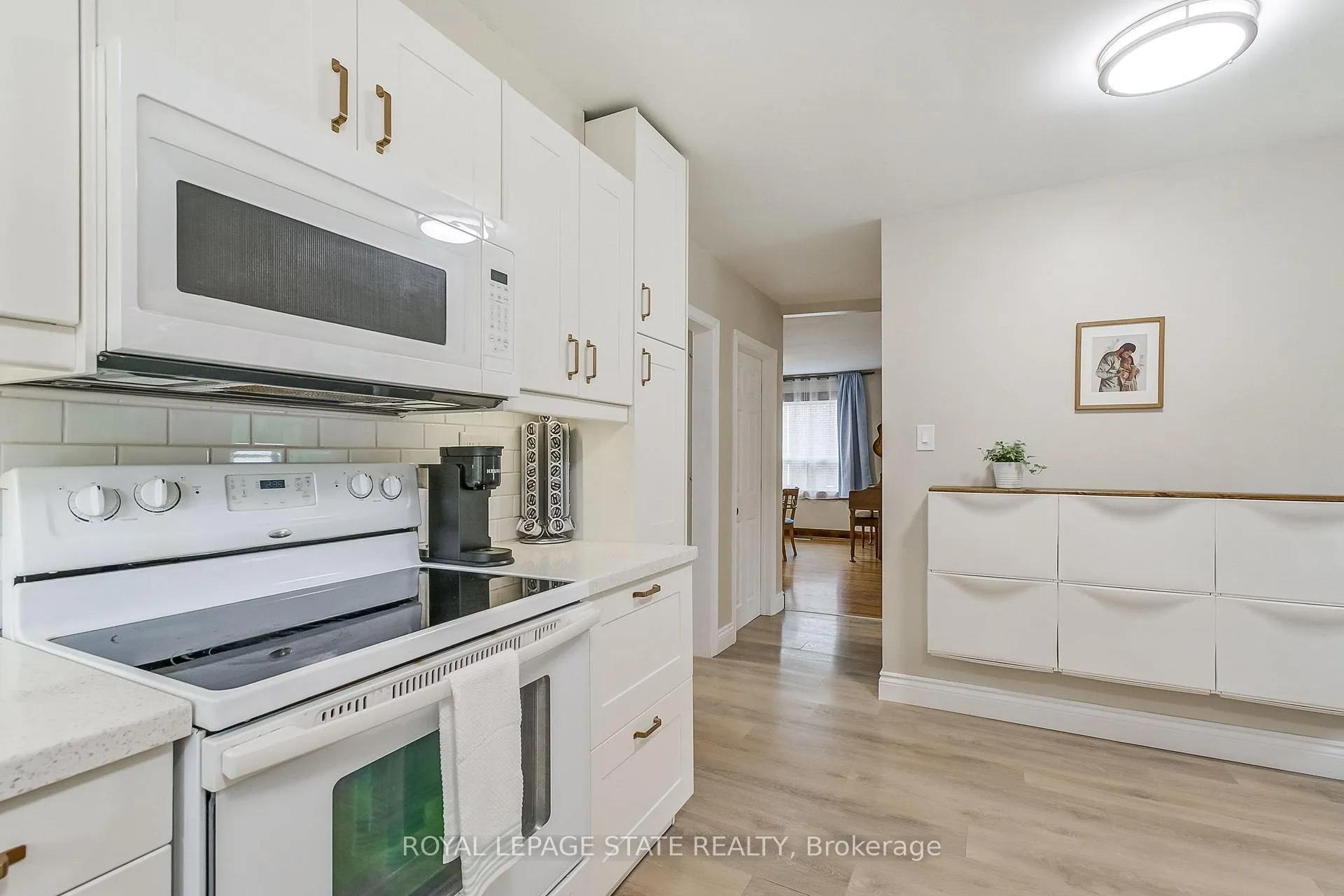 Photo 13 of 113 Lynden Road, Hamilton, Lynden — HOMEH