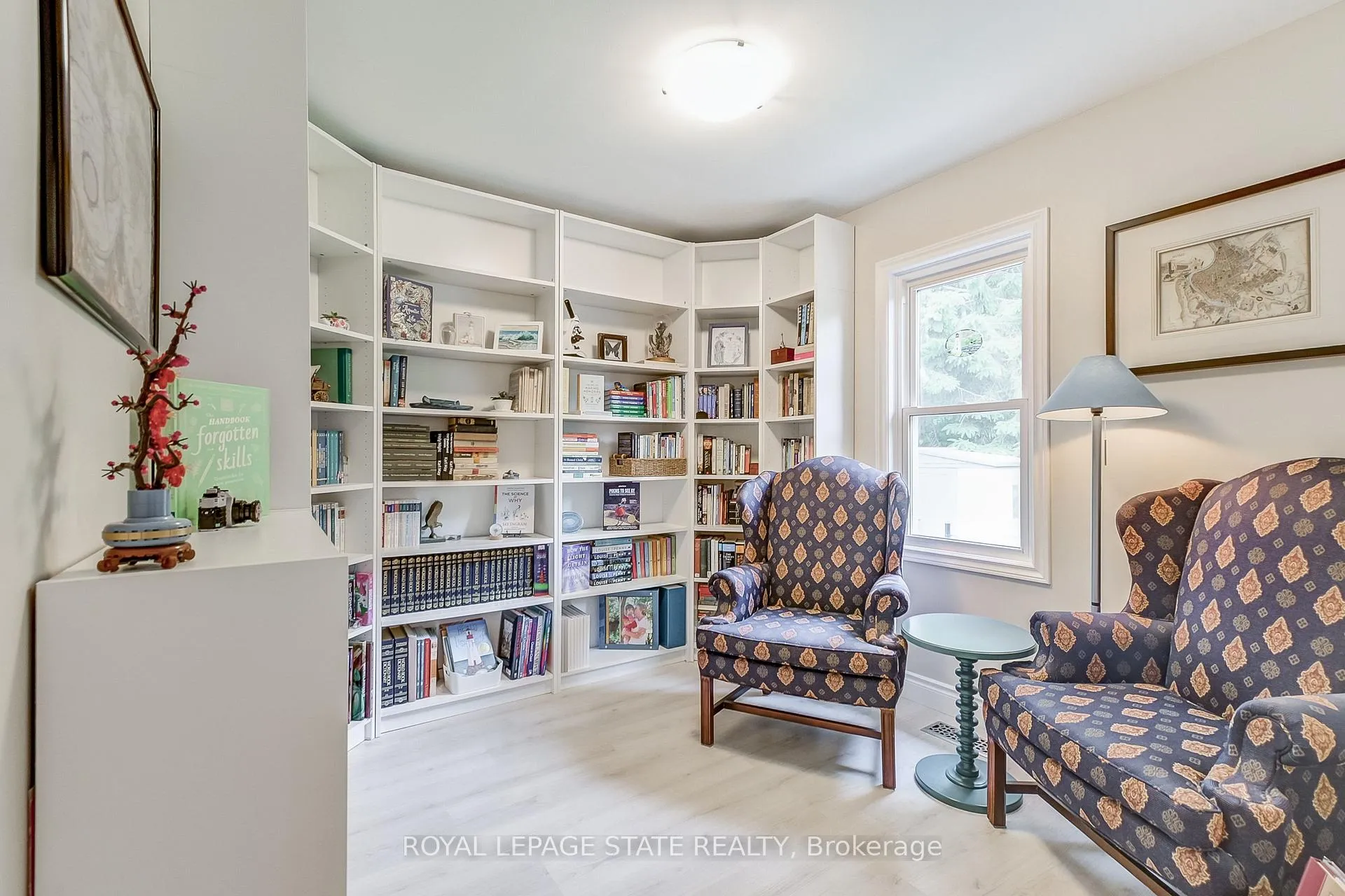 Photo 16 of 113 Lynden Road, Hamilton, Lynden — HOMEH