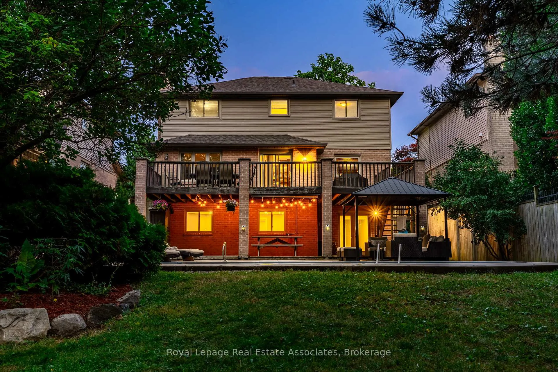Photo 37 of 29 Laurendale Avenue, Hamilton, Waterdown — HOMEH