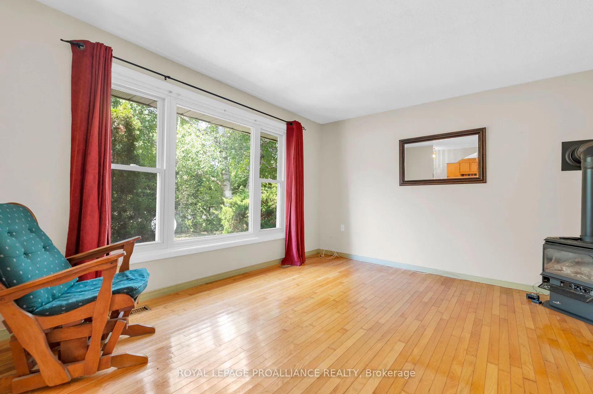 Photo 5 of 1239 Frankford Road, Quinte West, Sidney Ward — HOMEH