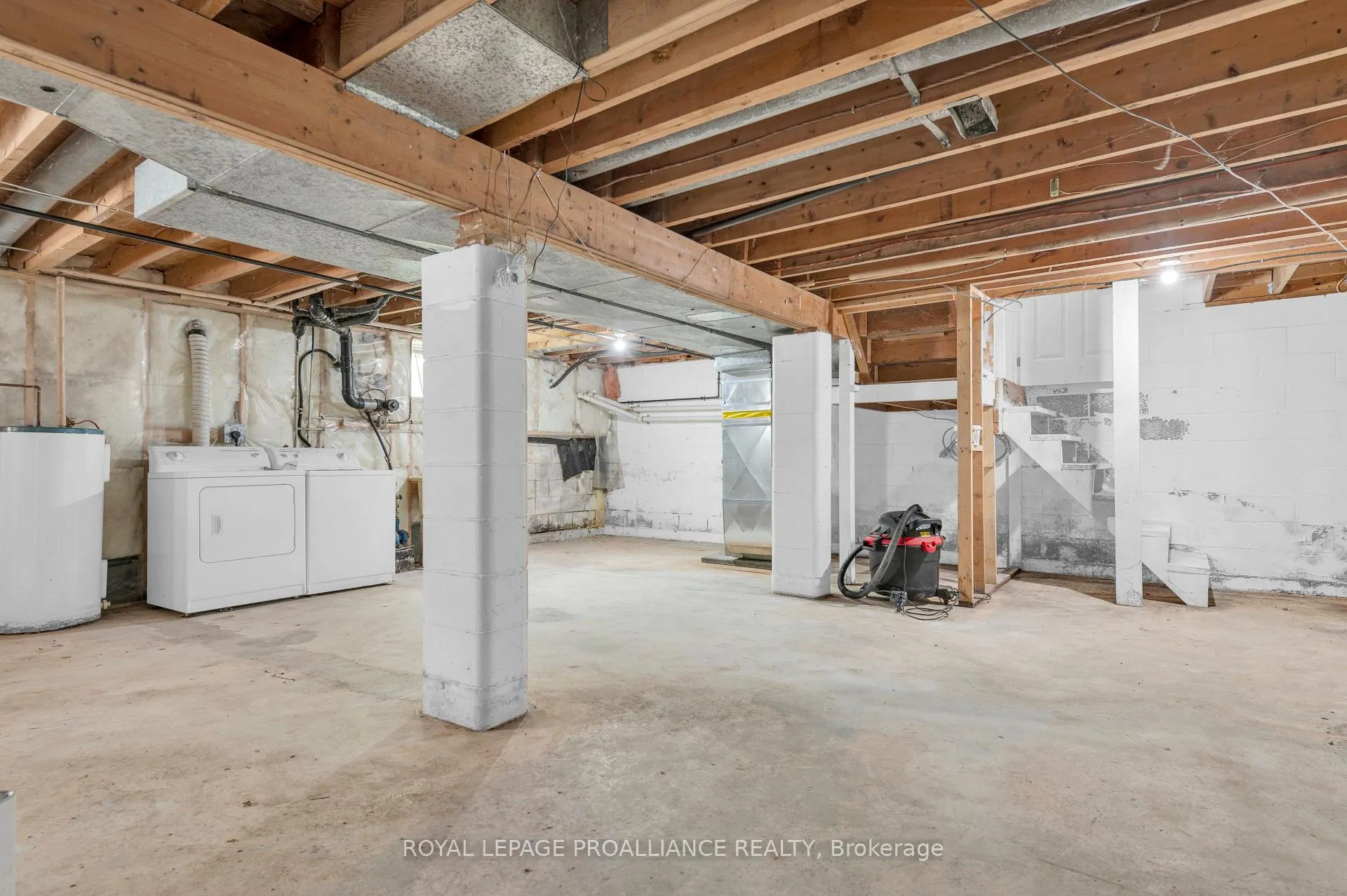Photo 21 of 1239 Frankford Road, Quinte West, Sidney Ward — HOMEH