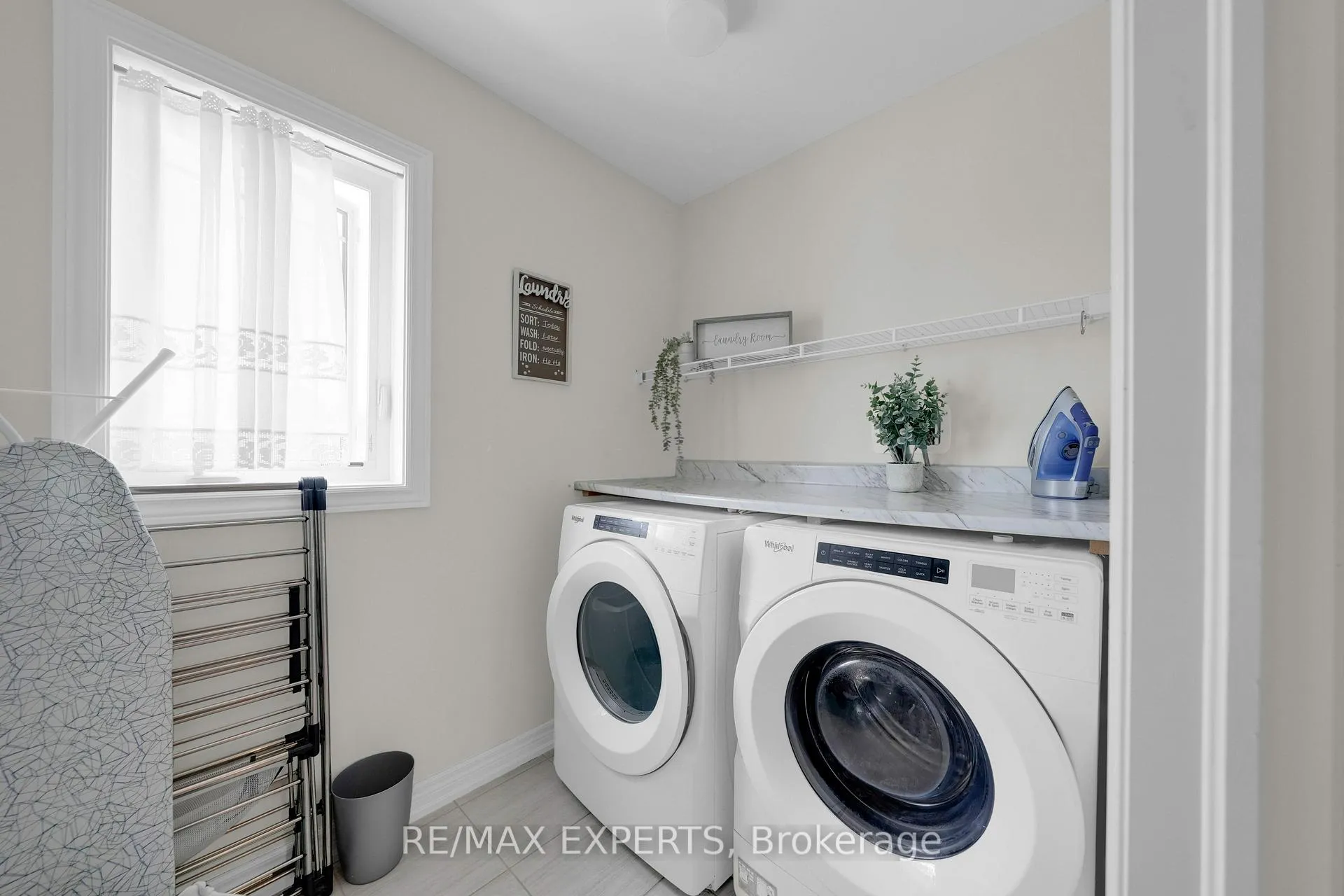 Photo 23 of 1 Clifford Crescent, New Tecumseth, Tottenham — HOMEH