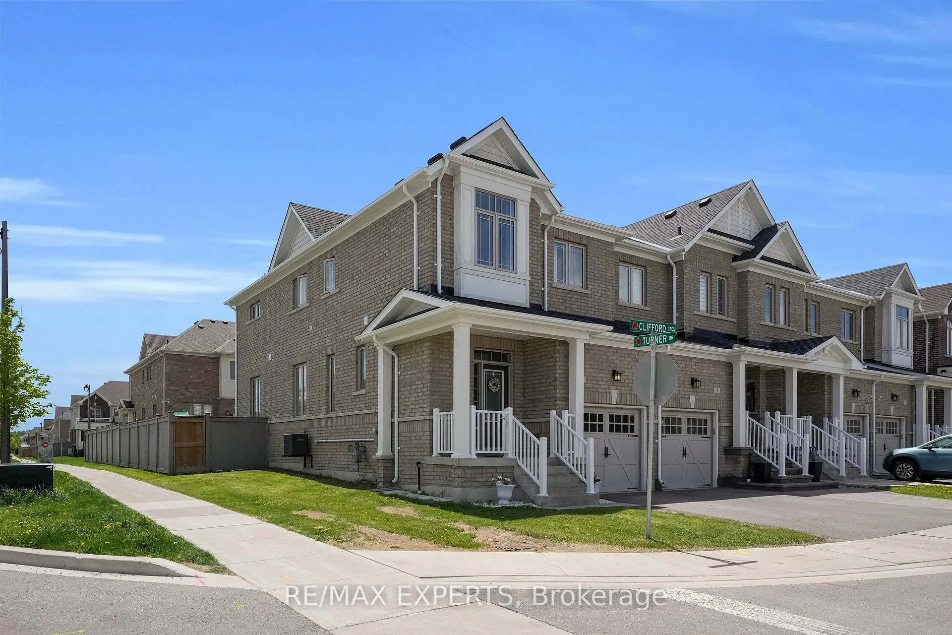 Photo 49 of 1 Clifford Crescent, New Tecumseth, Tottenham — HOMEH