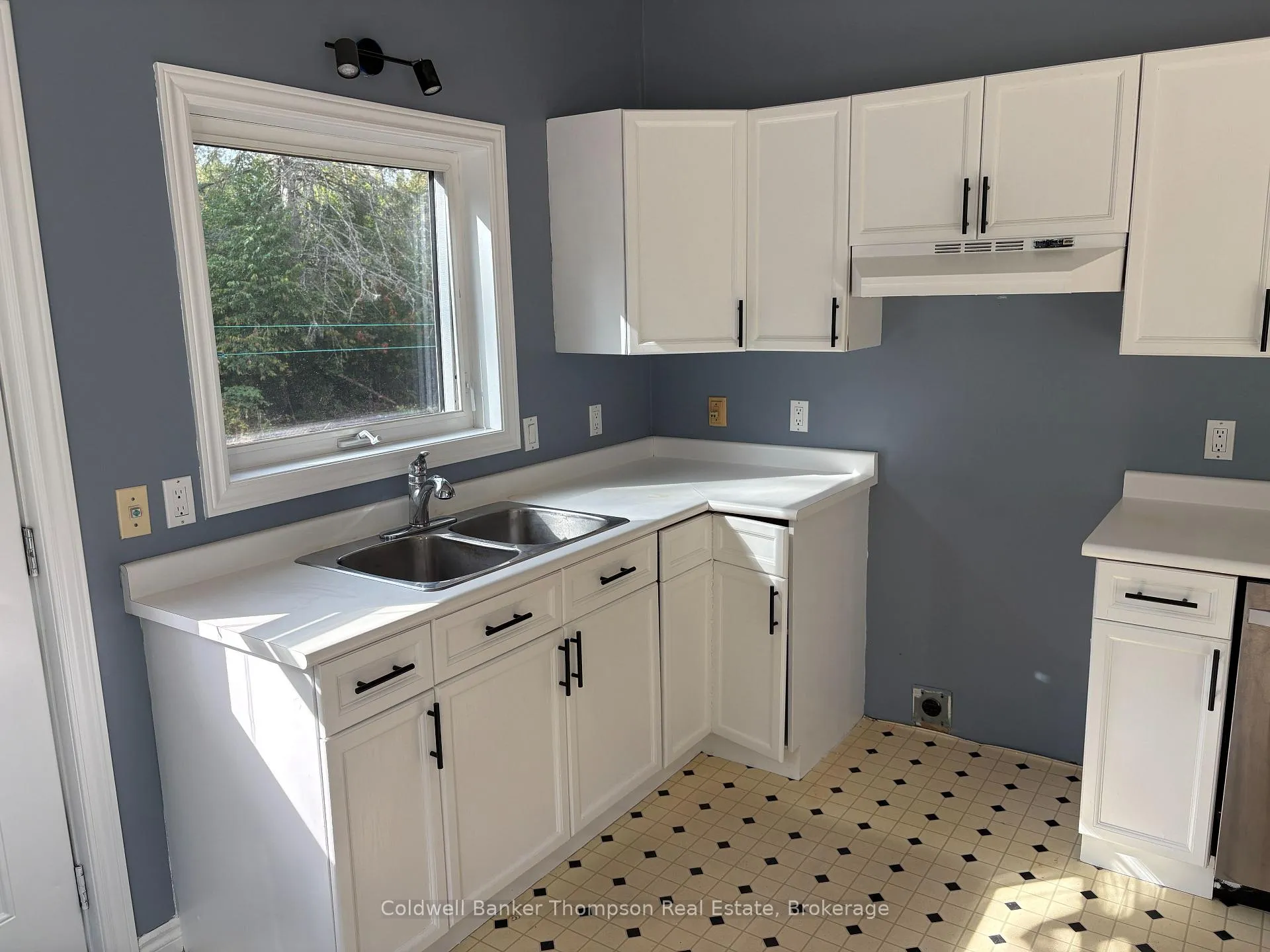 Photo 6 of 168 White Pine Drive, Machar — HOMEH