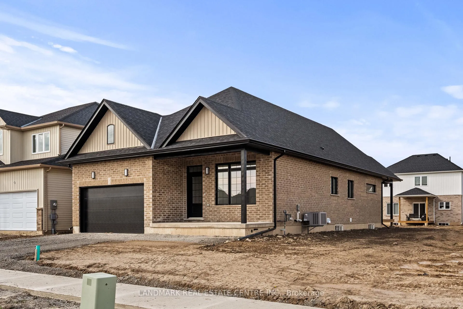 Photo 2 of 7 Bounty Avenue, Thorold, Rolling Meadows — HOMEH
