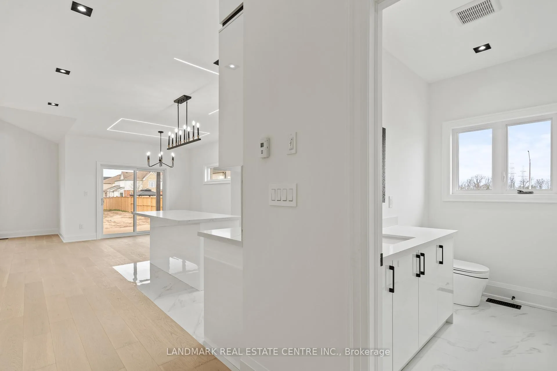 Photo 12 of 7 Bounty Avenue, Thorold, Rolling Meadows — HOMEH