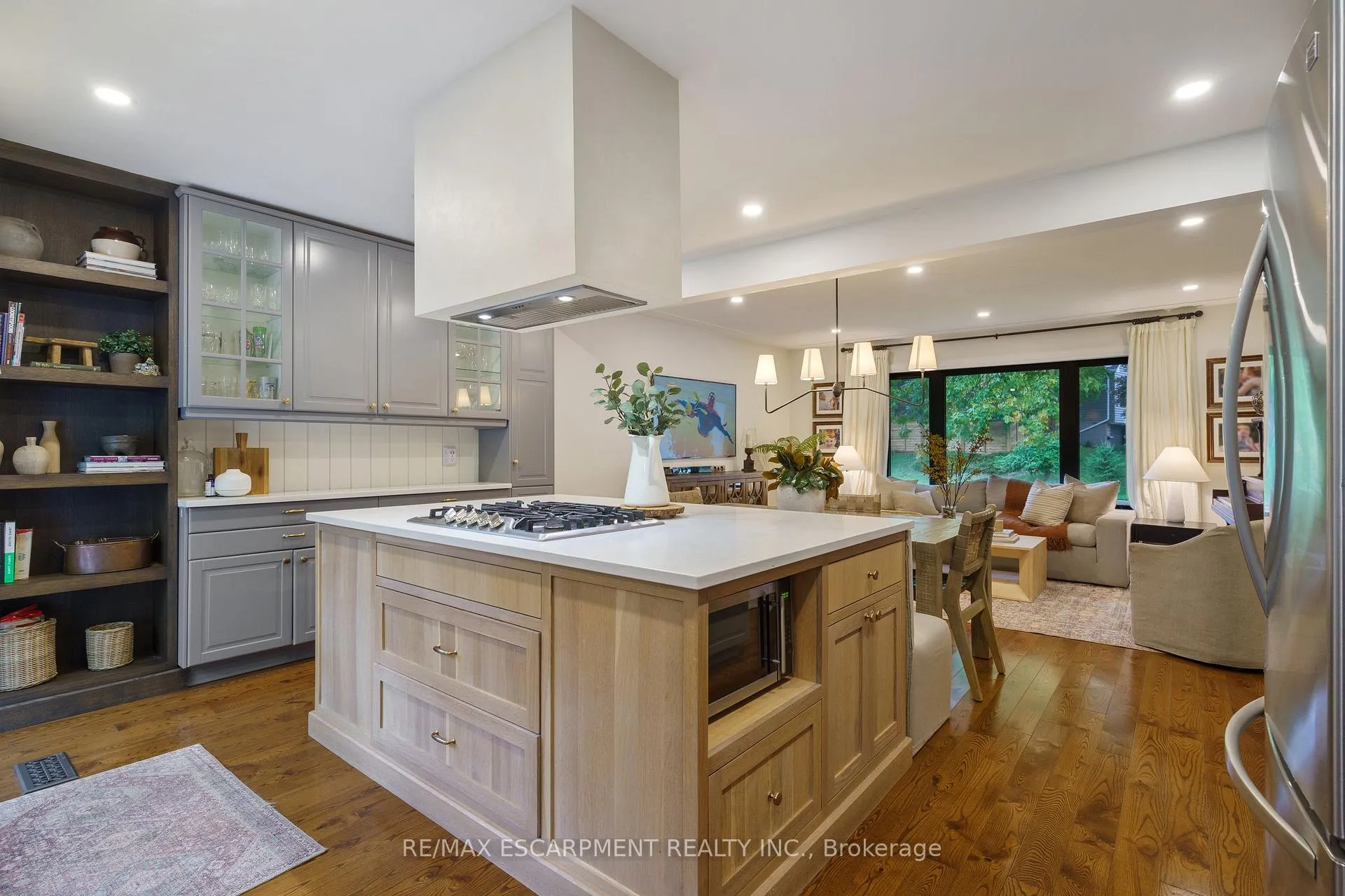 Photo 18 of 49 Ann Street, Hamilton, Dundas — HOMEH