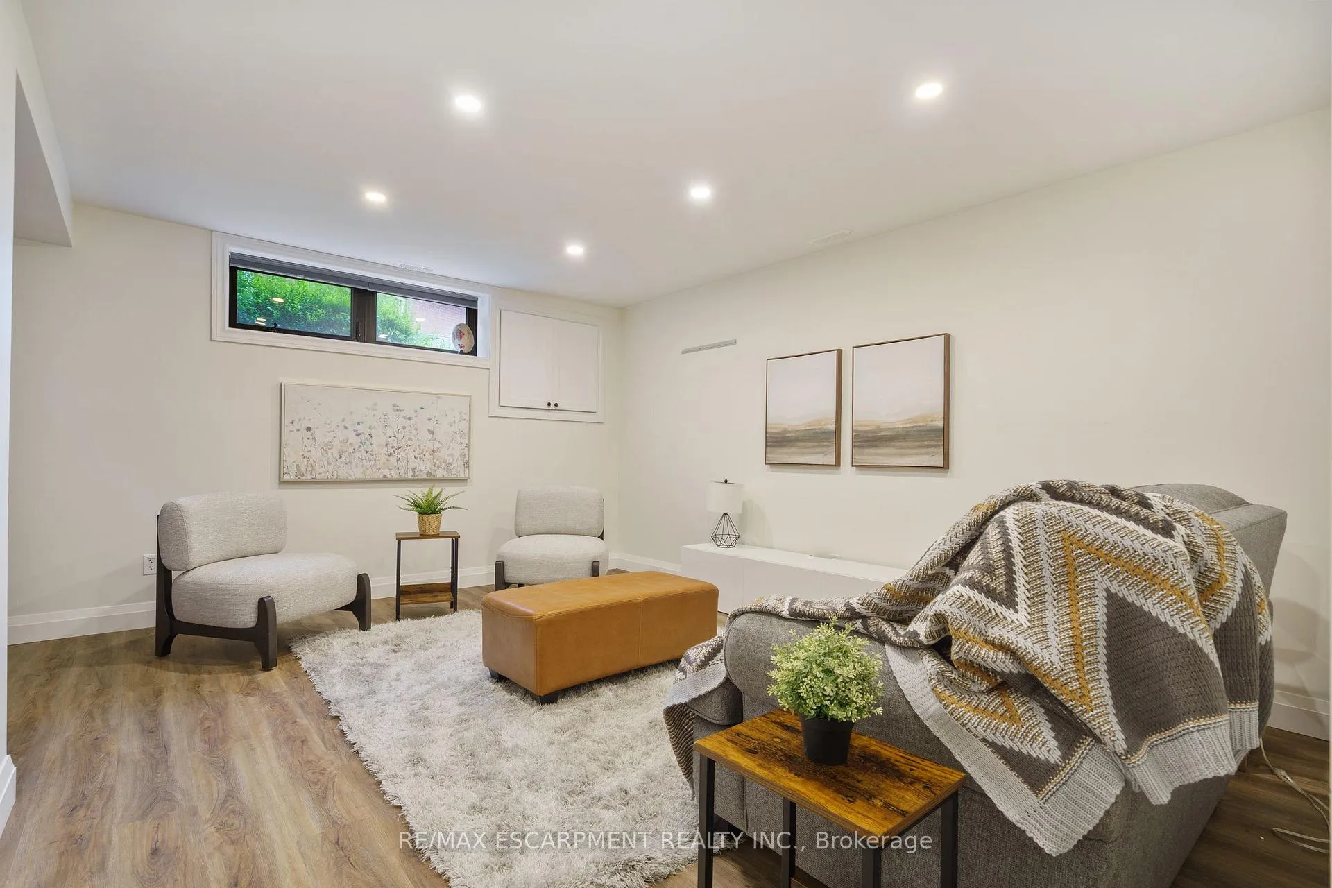 Photo 32 of 49 Ann Street, Hamilton, Dundas — HOMEH