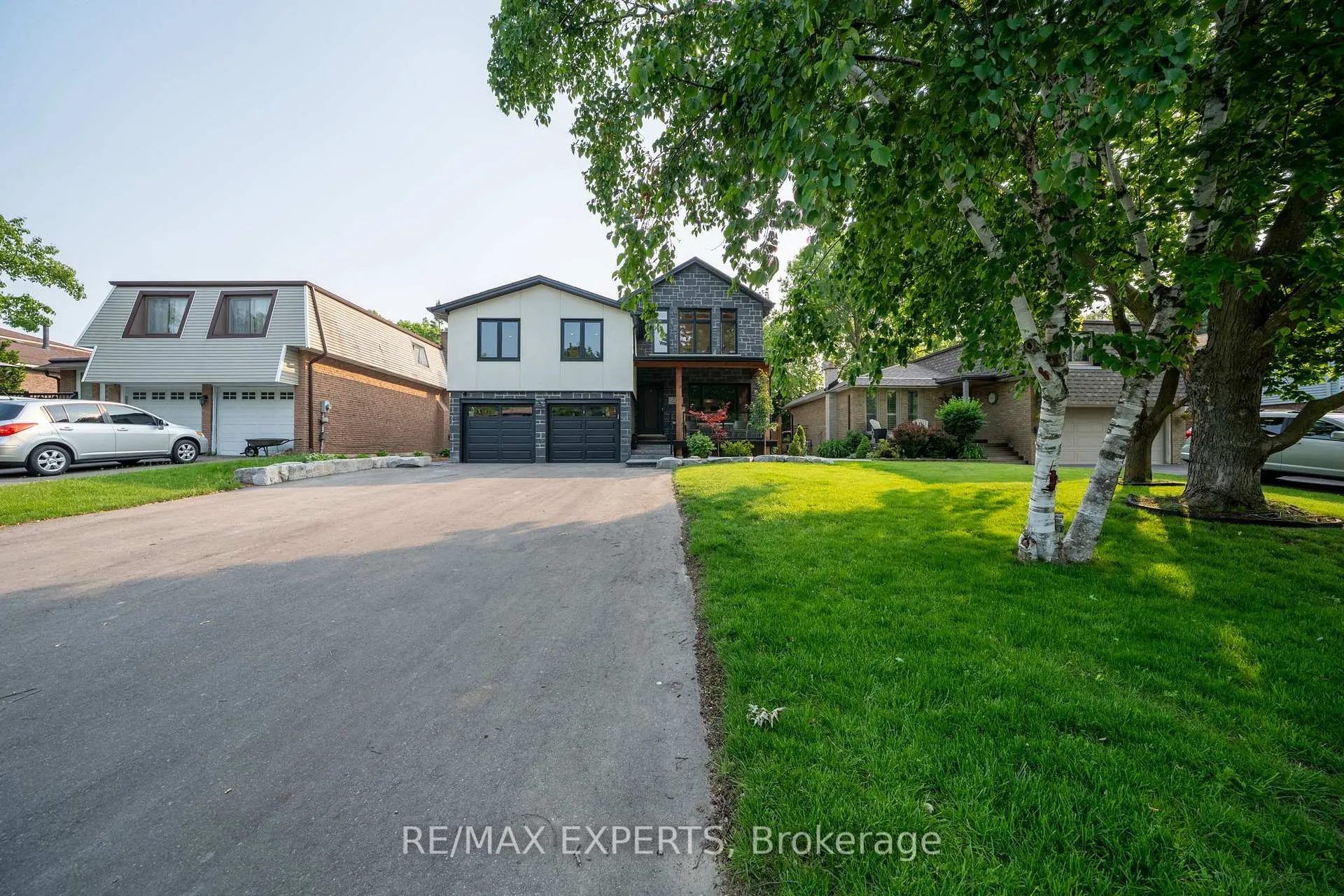 Photo 4 of 212 Ridge Road, Caledon, Bolton West — HOMEH