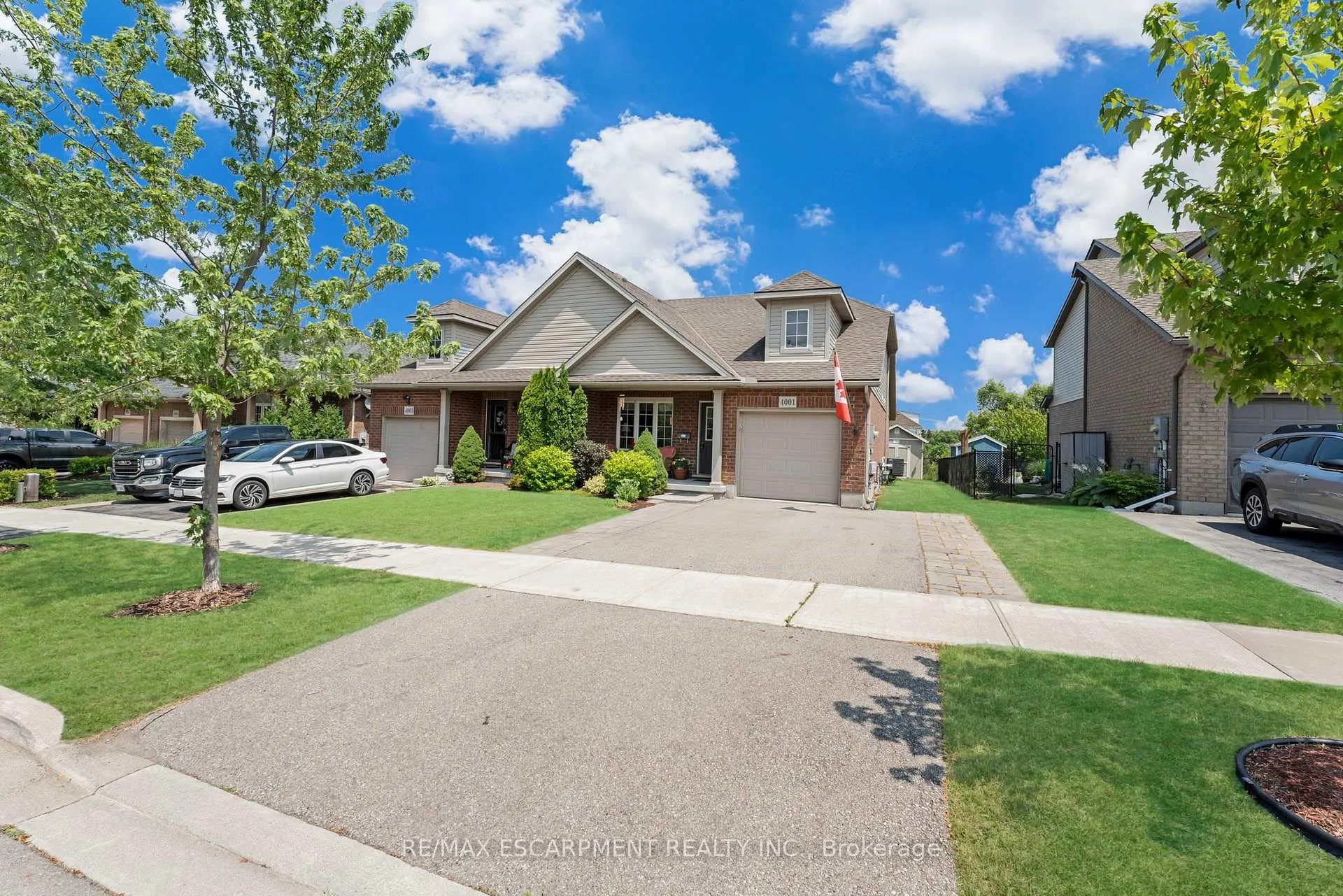 Photo 3 of 4001 Ashby Drive, Lincoln, Beamsville — HOMEH