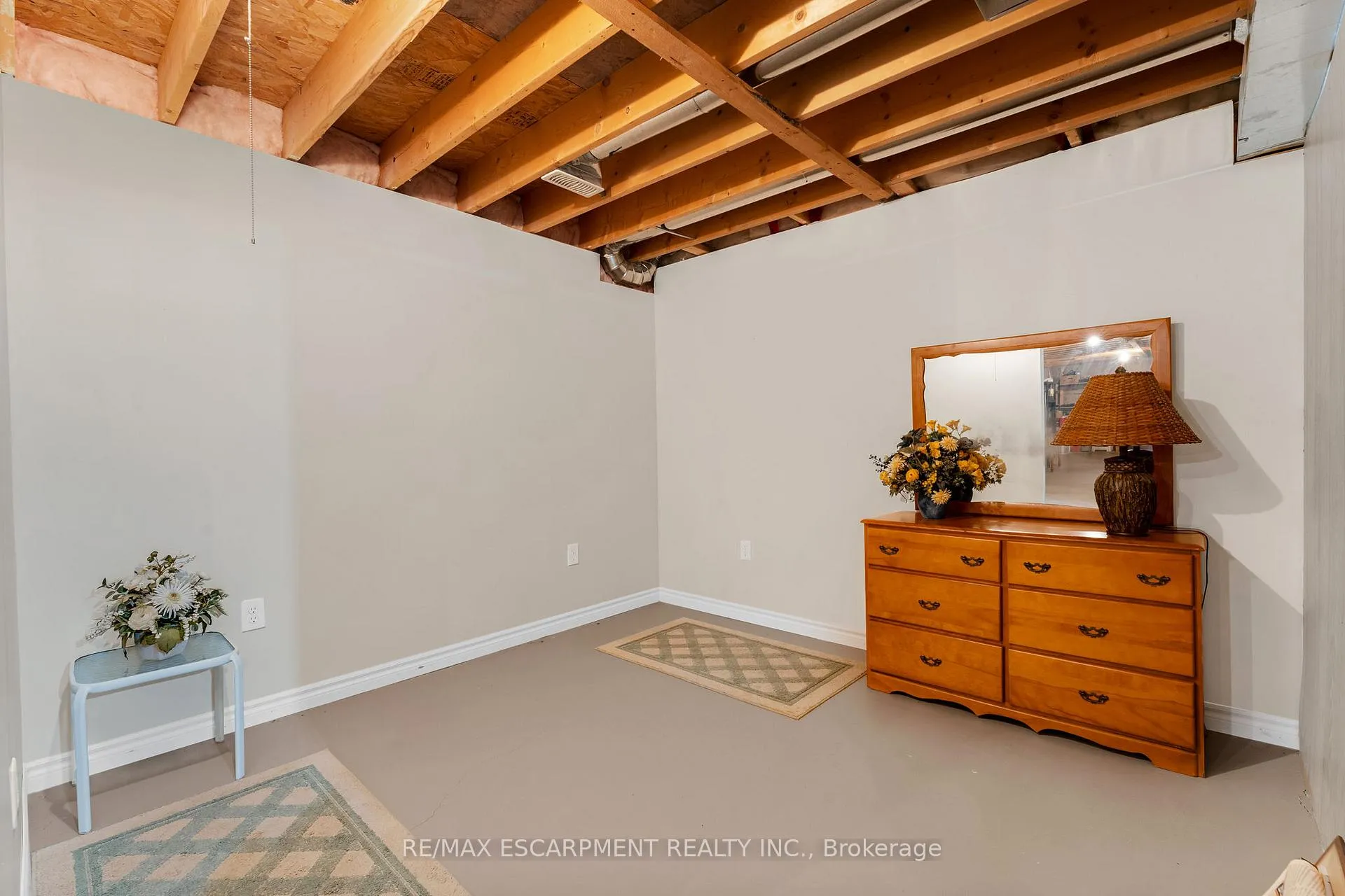 Photo 26 of 4001 Ashby Drive, Lincoln, Beamsville — HOMEH