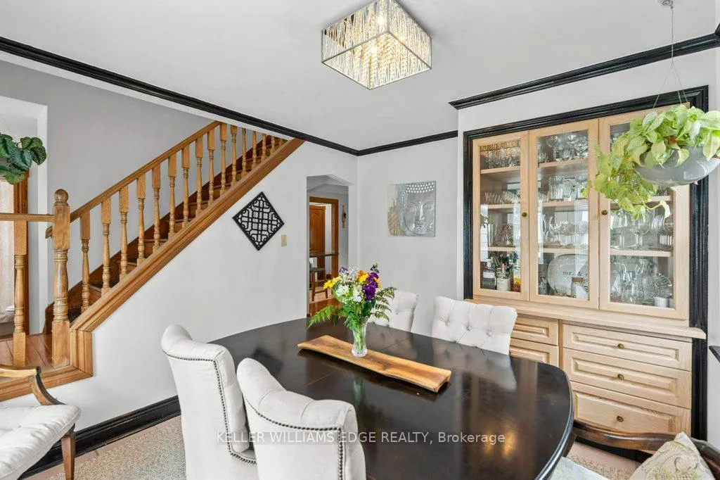 Photo 14 of 384 Thayer Avenue, Hamilton, Inch Park — HOMEH