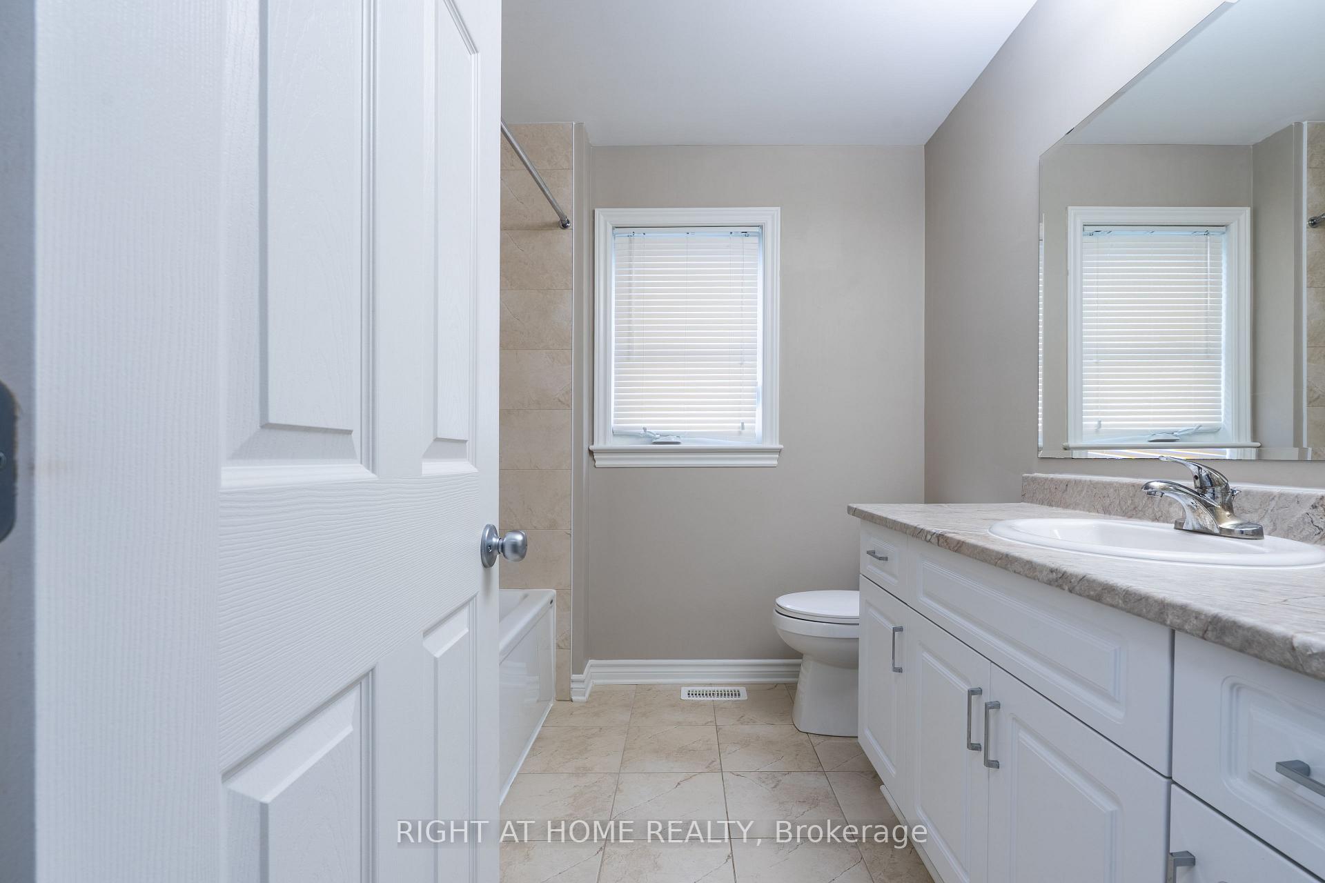 Photo 21 of 604 Egret Way, Ottawa, Barrhaven - Half Moon Bay — HOMEH