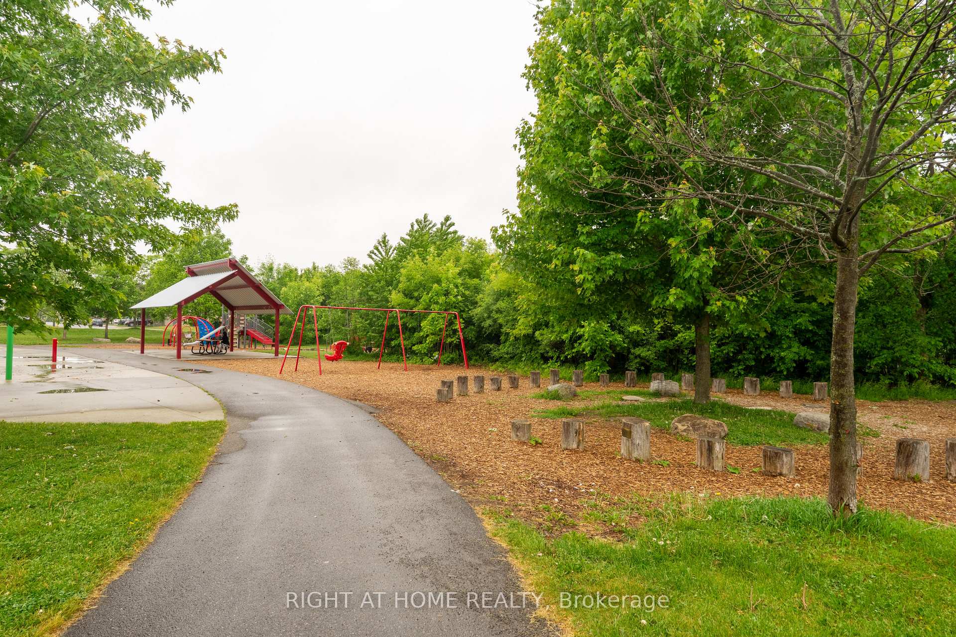 Photo 33 of 604 Egret Way, Ottawa, Barrhaven - Half Moon Bay — HOMEH
