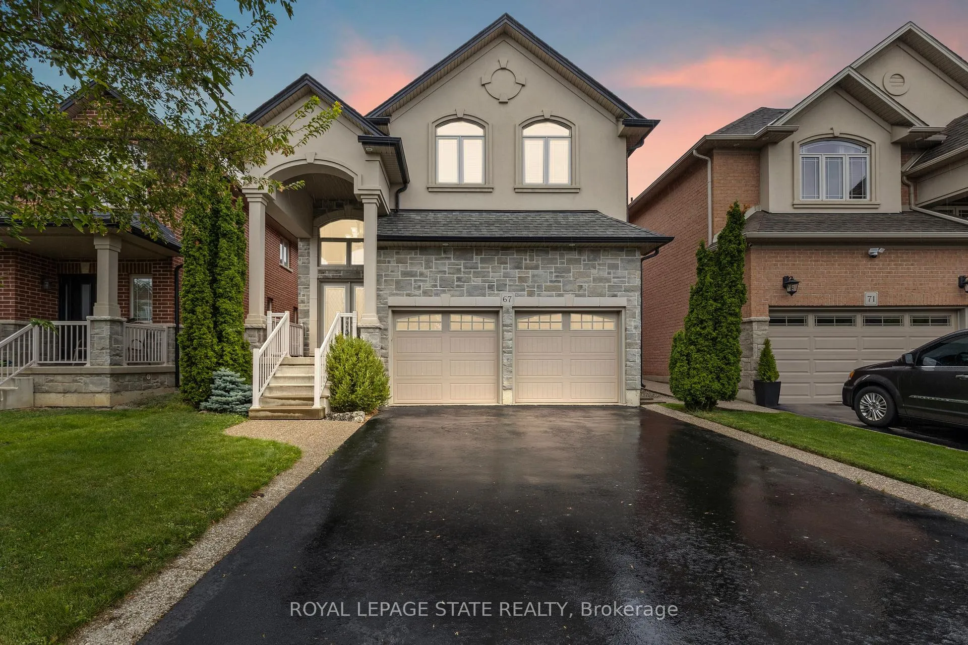Photo 2 of 67 Whittington Drive, Hamilton, Ancaster — HOMEH