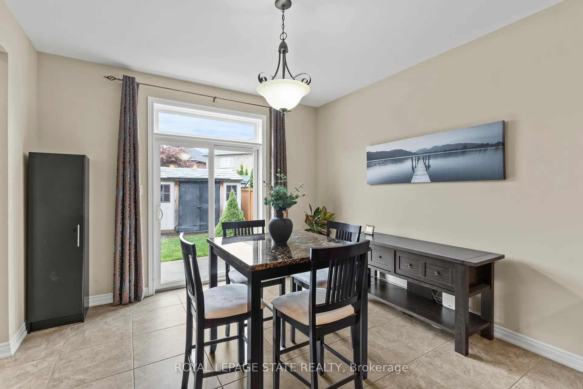 Photo 21 of 67 Whittington Drive, Hamilton, Ancaster — HOMEH