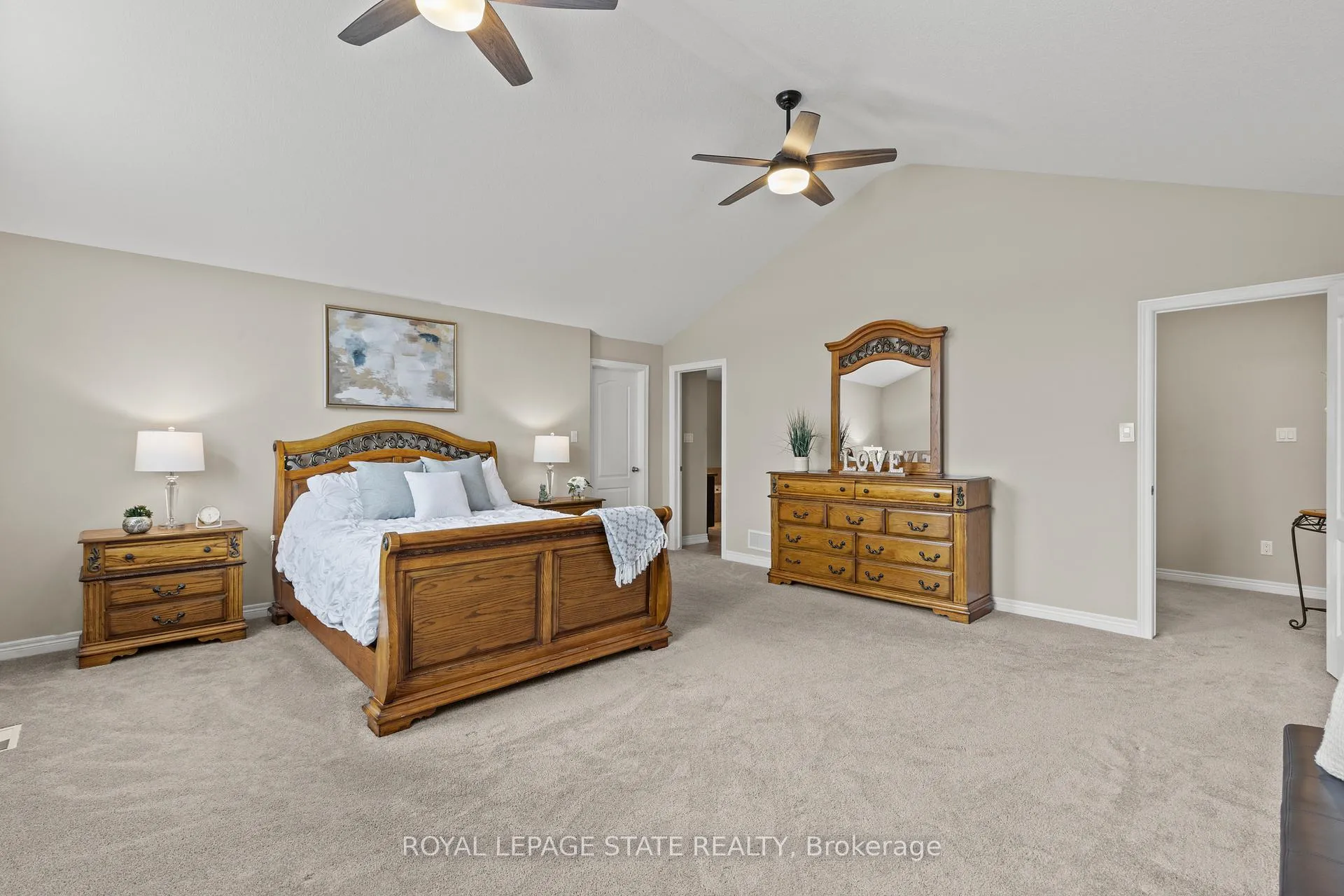 Photo 29 of 67 Whittington Drive, Hamilton, Ancaster — HOMEH