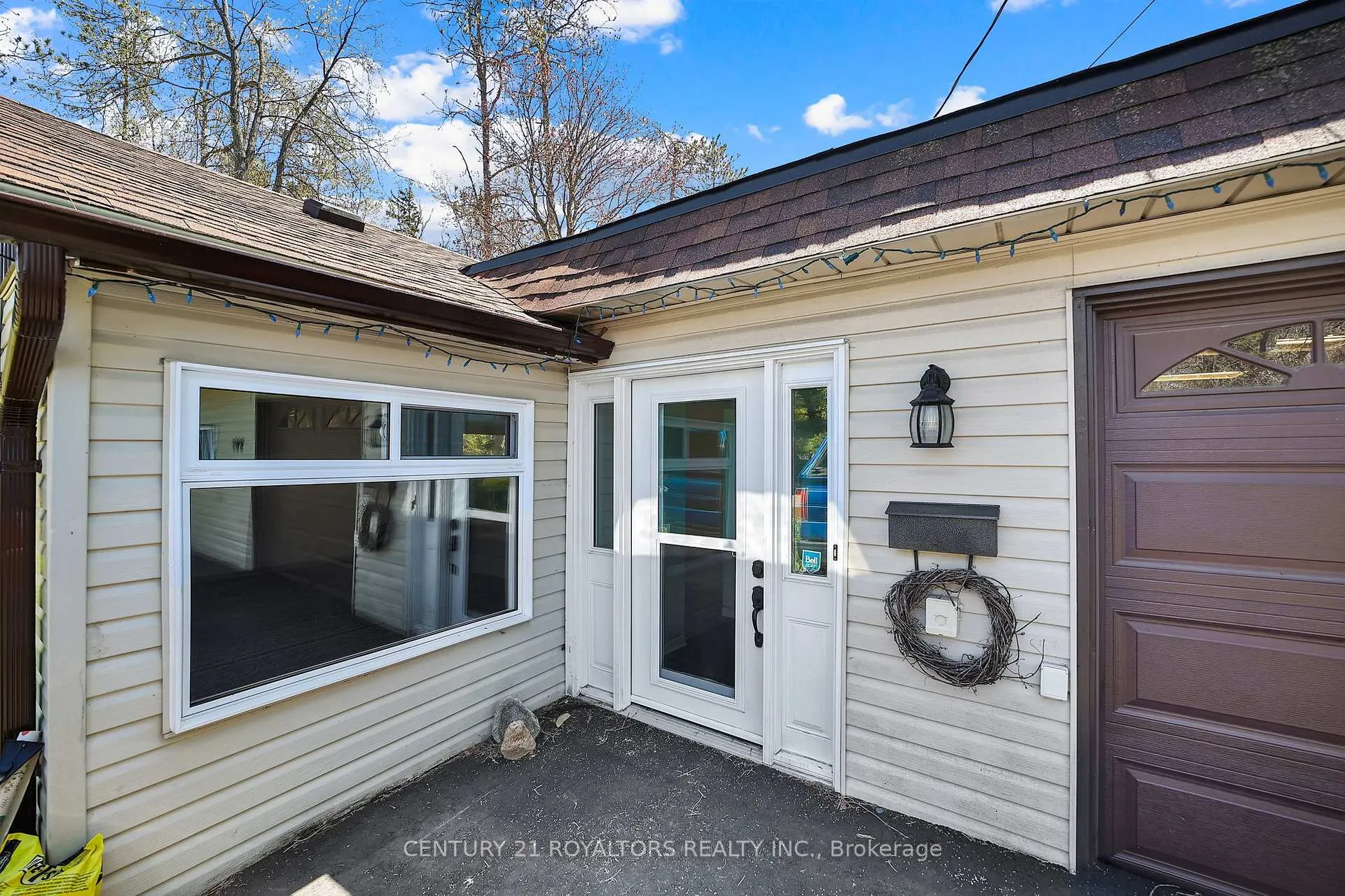 Photo 7 of 807 Joseph Street, Innisfil, Alcona — HOMEH