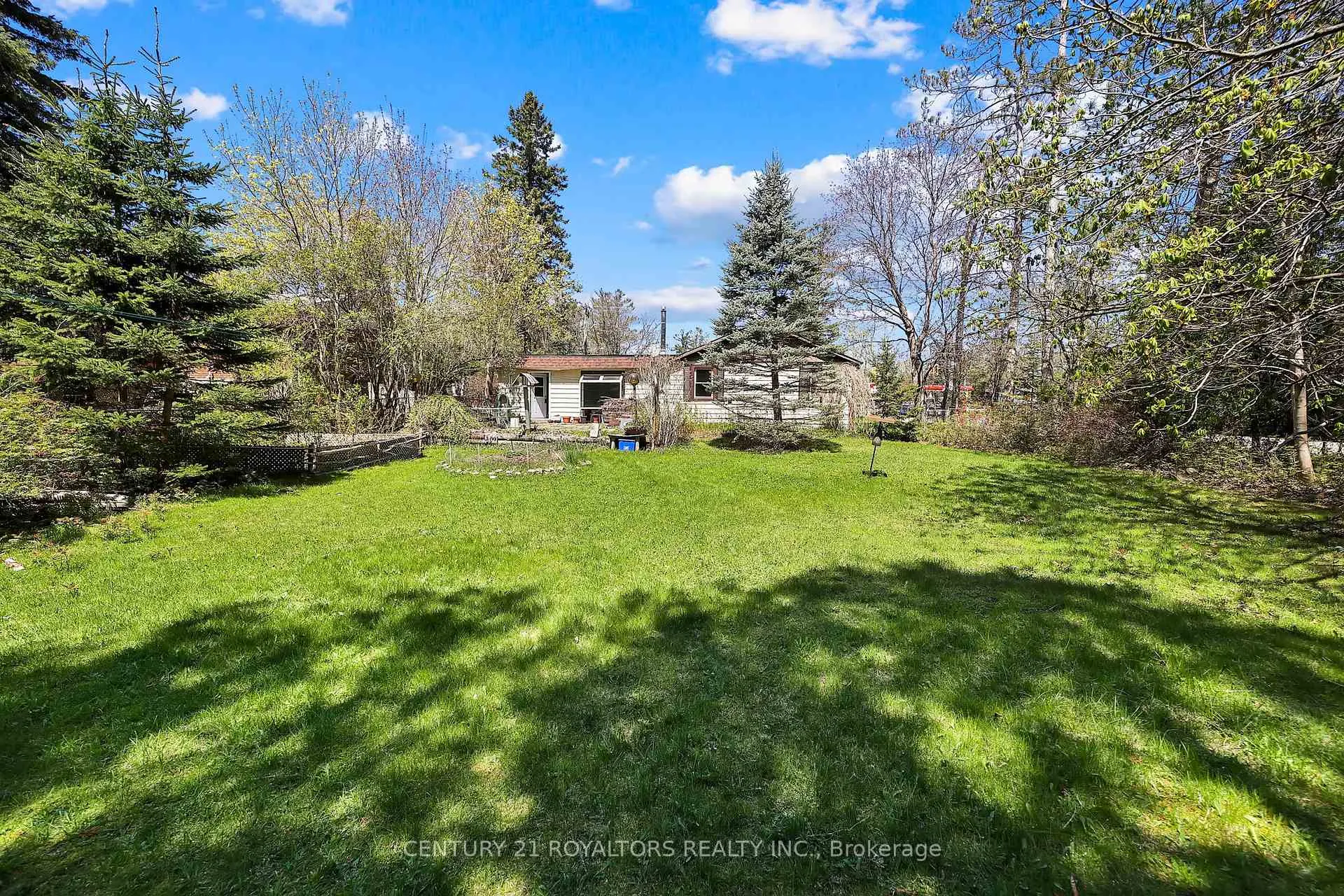 Photo 37 of 807 Joseph Street, Innisfil, Alcona — HOMEH