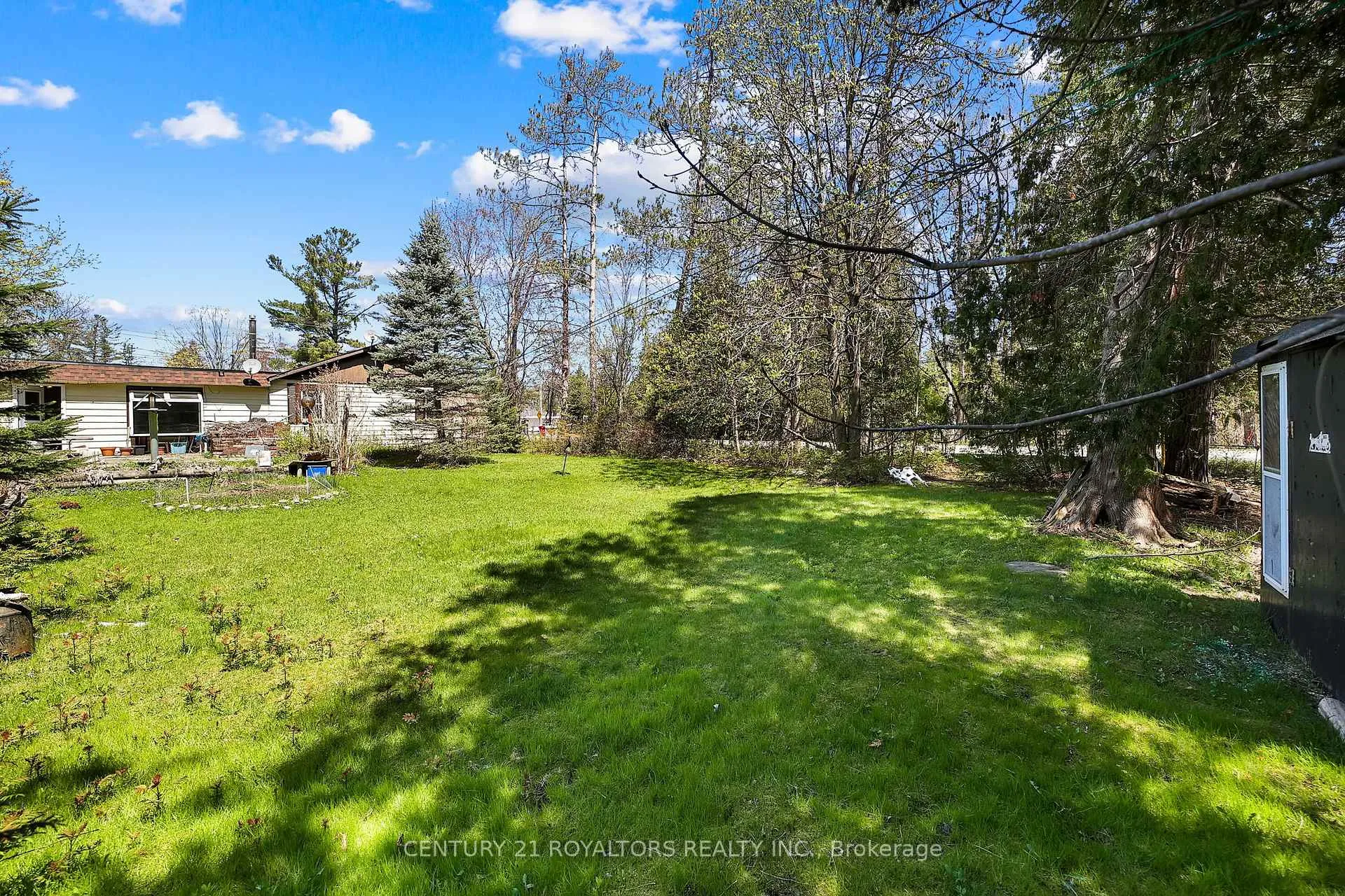 Photo 38 of 807 Joseph Street, Innisfil, Alcona — HOMEH