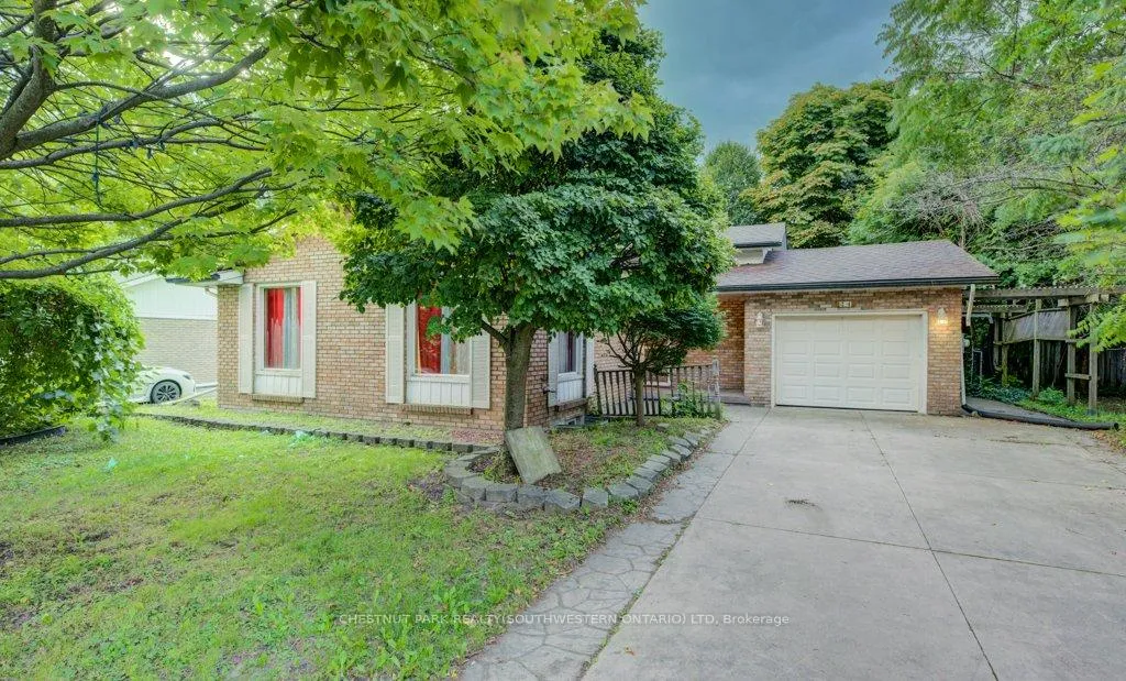 Photo 1 of 24 McGill Street, Welland, N. Welland — HOMEH